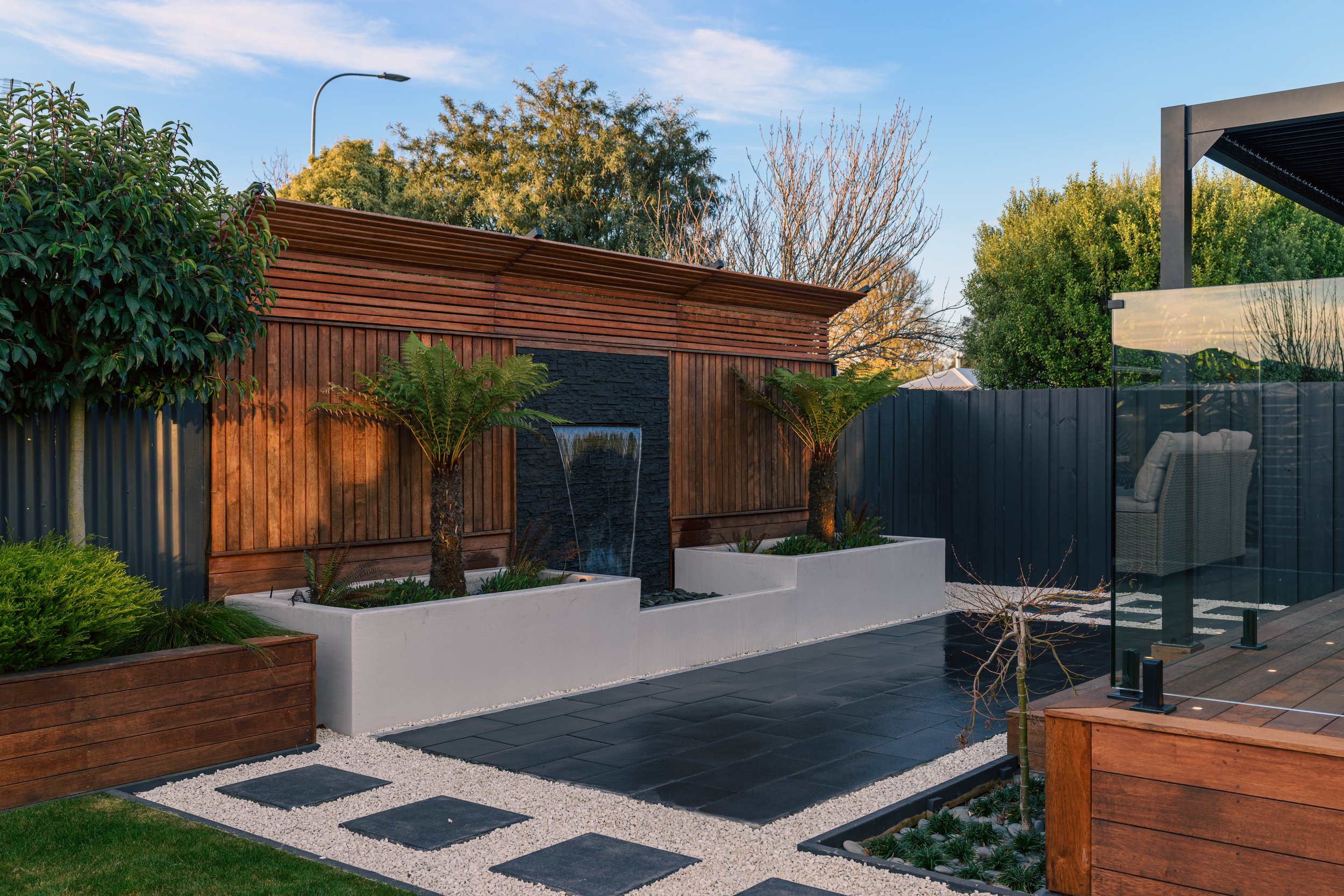 ITCH_Oasis_TeeHouse-002.jpg