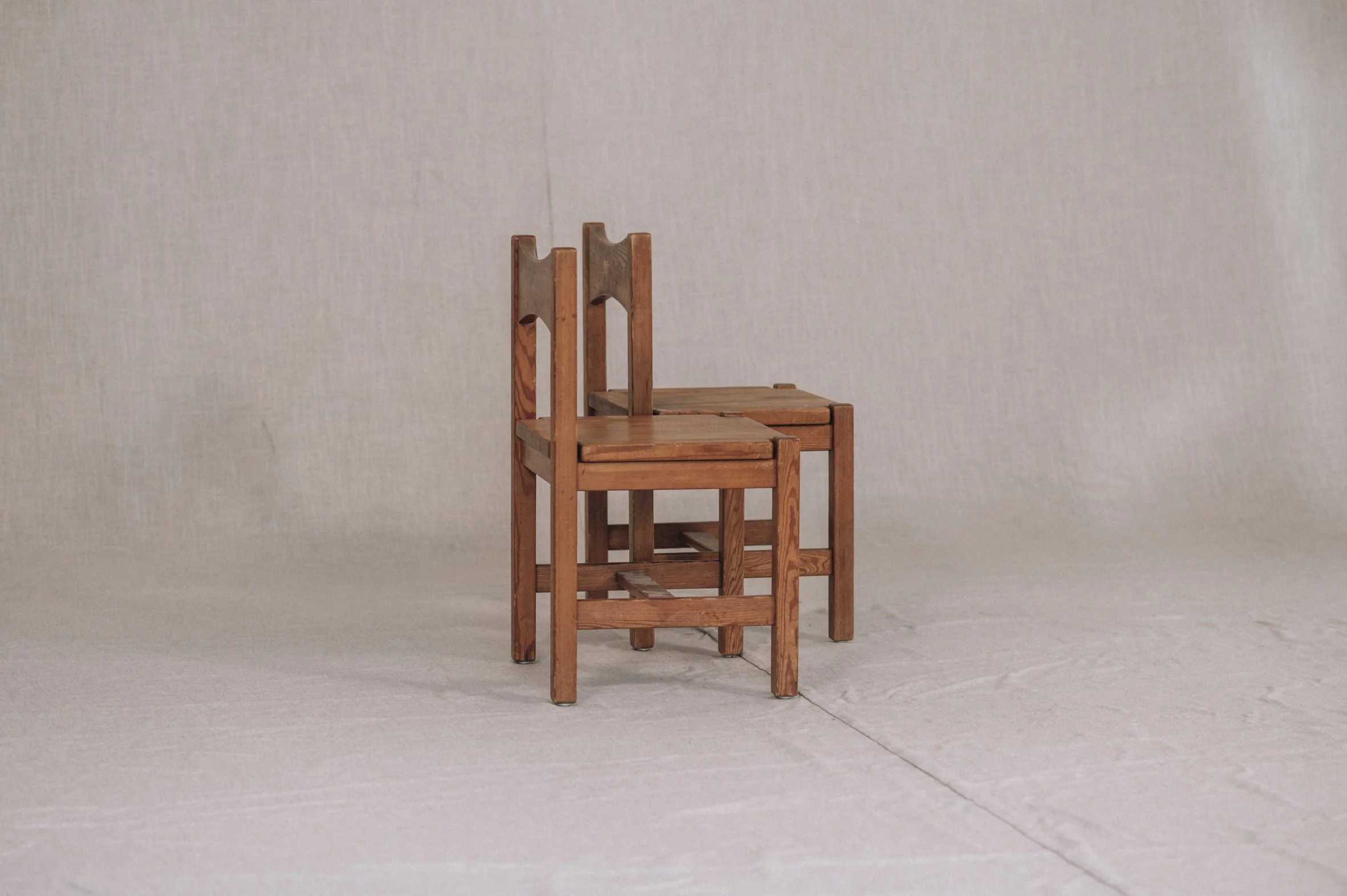 Vintage pair of minimalist side chairs — (RE)APPROVED