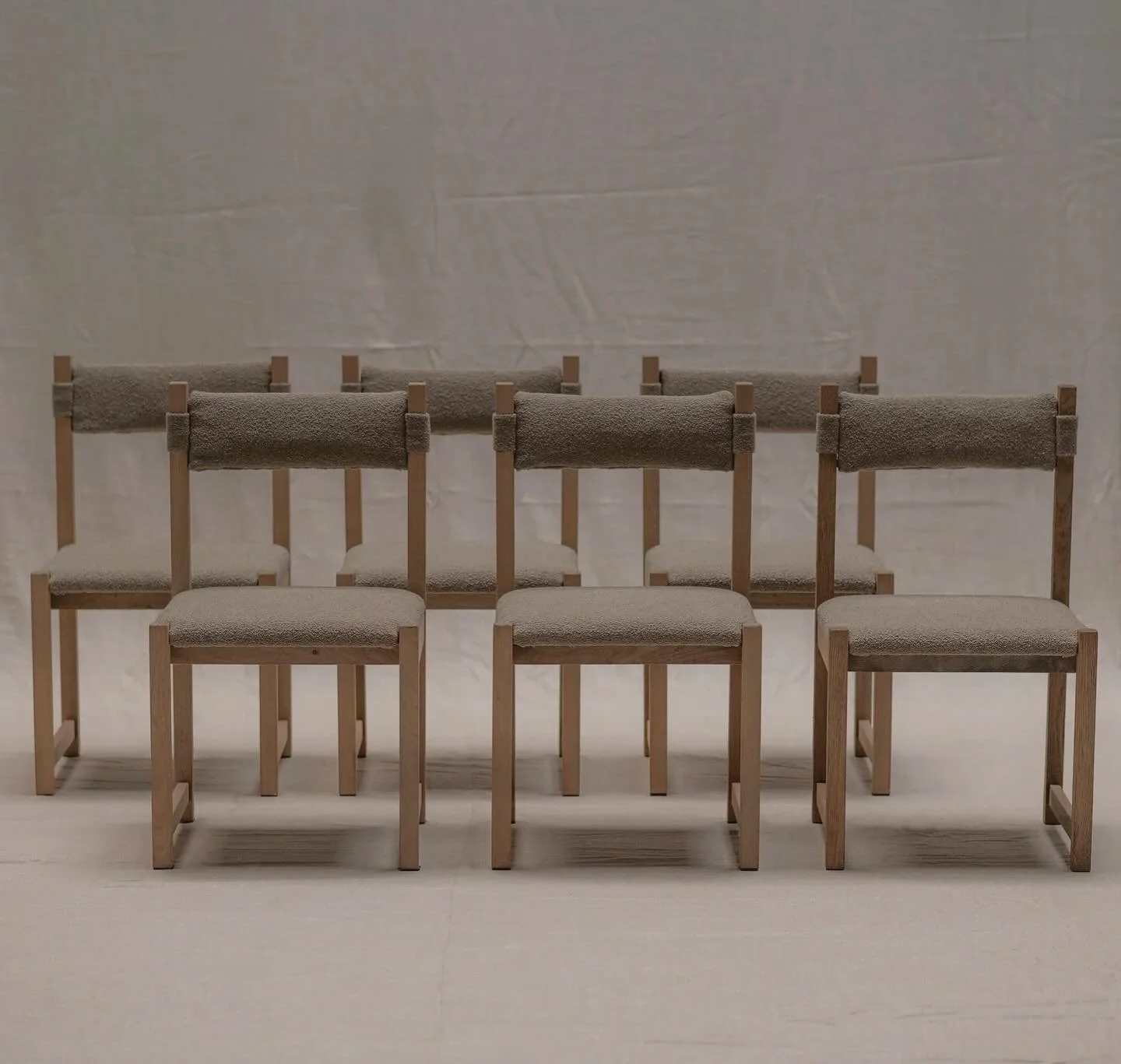 FOR SALE - A striking and authentic brutalist set of dining chairs by one of Belgium&rsquo;s most renowned designers, Emiel Veranneman, created for the celebrated manufacturer Decoene.

Each chair features a solid wooden frame paired with freshly re-