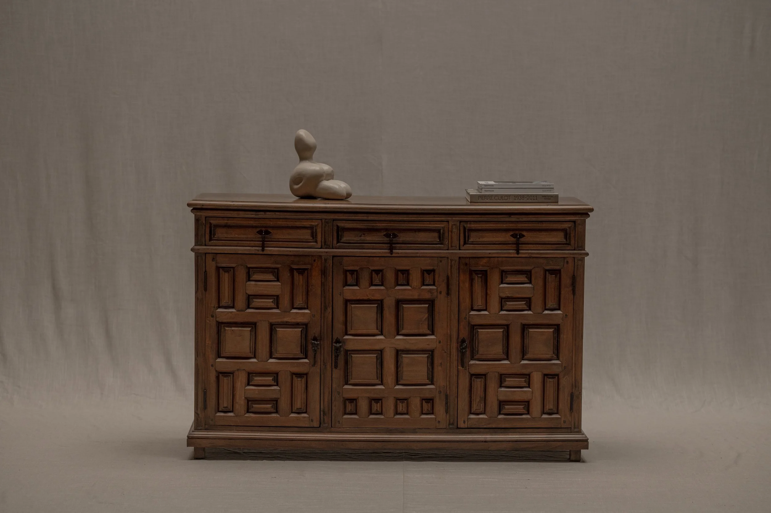 Spanish Brutalist sideboard in solid wood, 1970s
