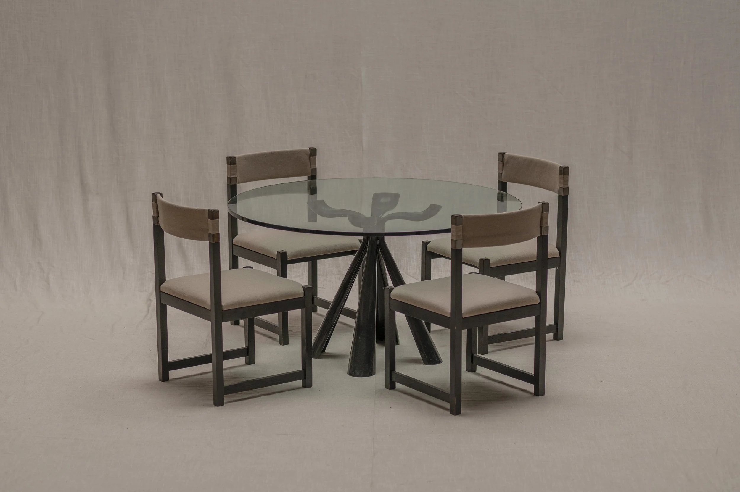 Vittorio Introini “Colby” dining table, Italy, 1970s