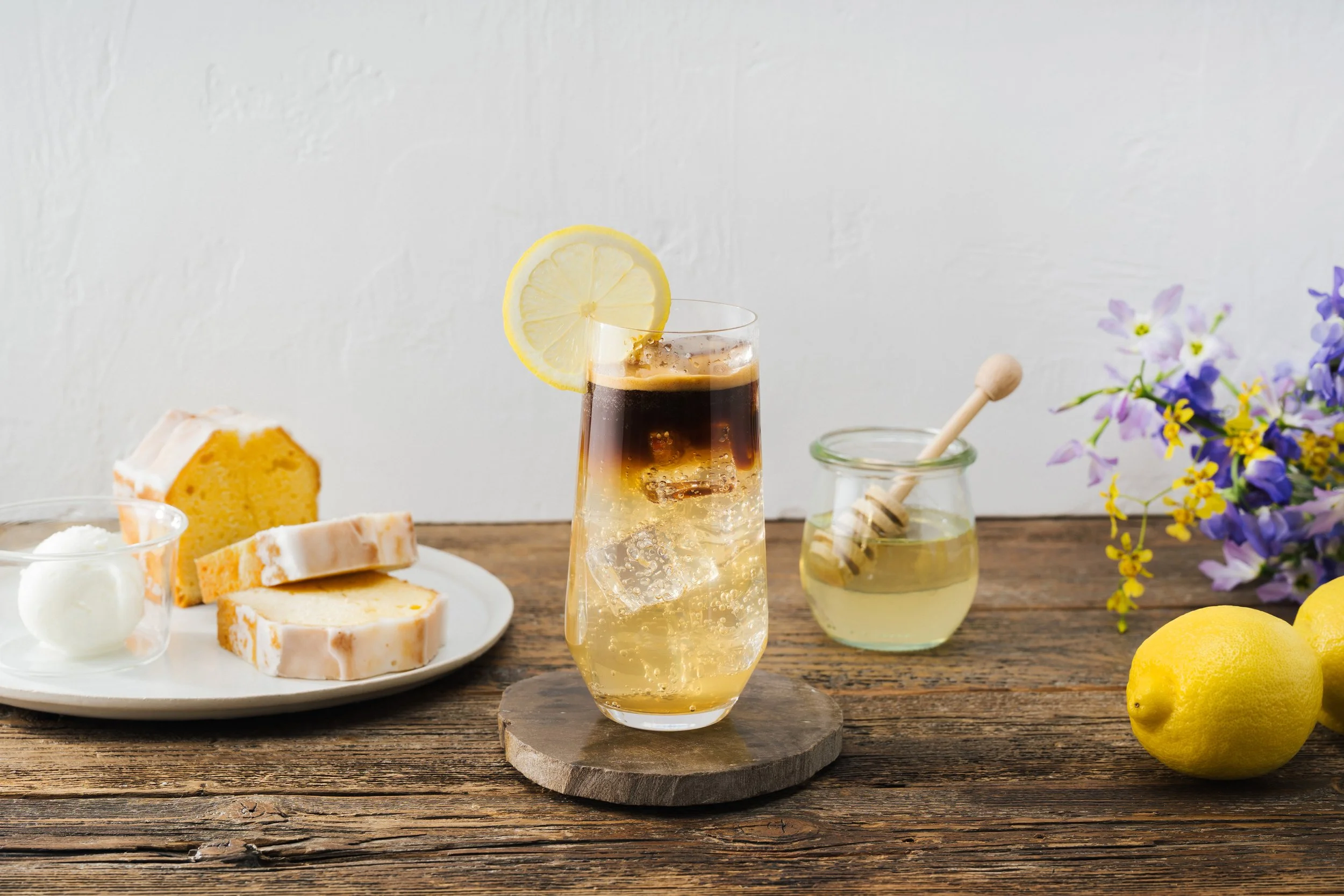 期間限定　4/1（水）発売　seasonal specials 