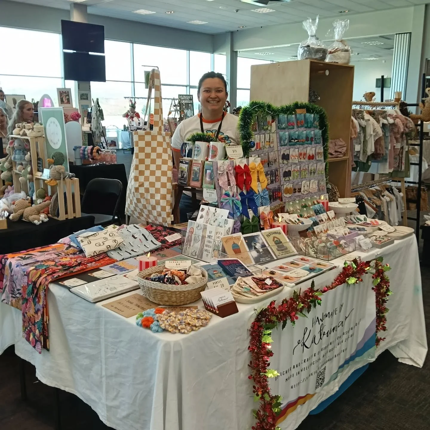 Here @magicofchristmasnightmarket tonight and tomorrow night in Palmy! 3-10pm each day! Heaps of stalls and food. Come out and shop local!