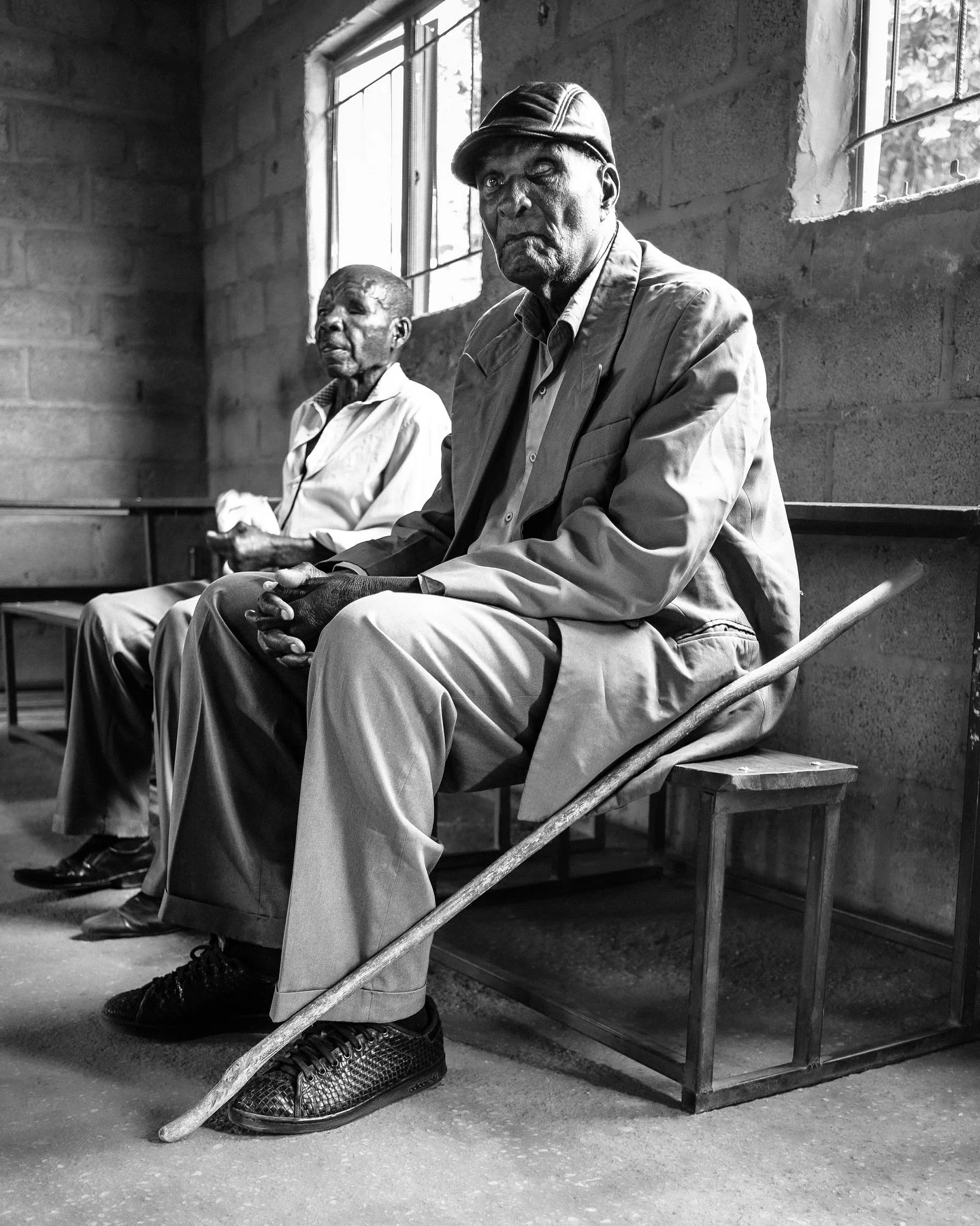 Waiting for eye clinic in remote rural village Chongwe, Lusaka, Zambia with Grassroots Heroes.

#zambianeyeclinic #ruralhealthcare