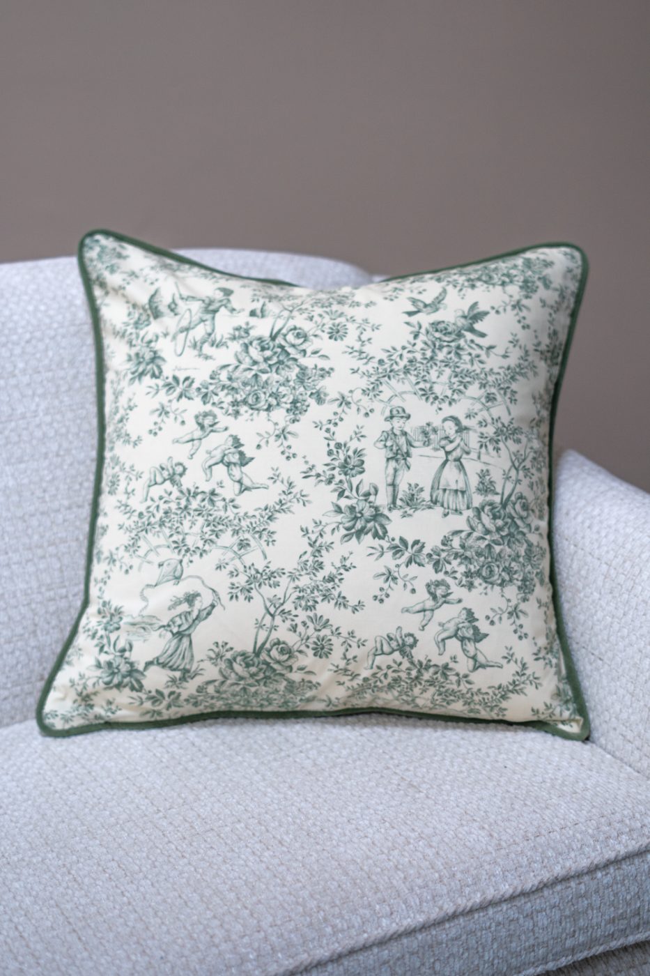 c1 sof-shaftesbury cushion.png