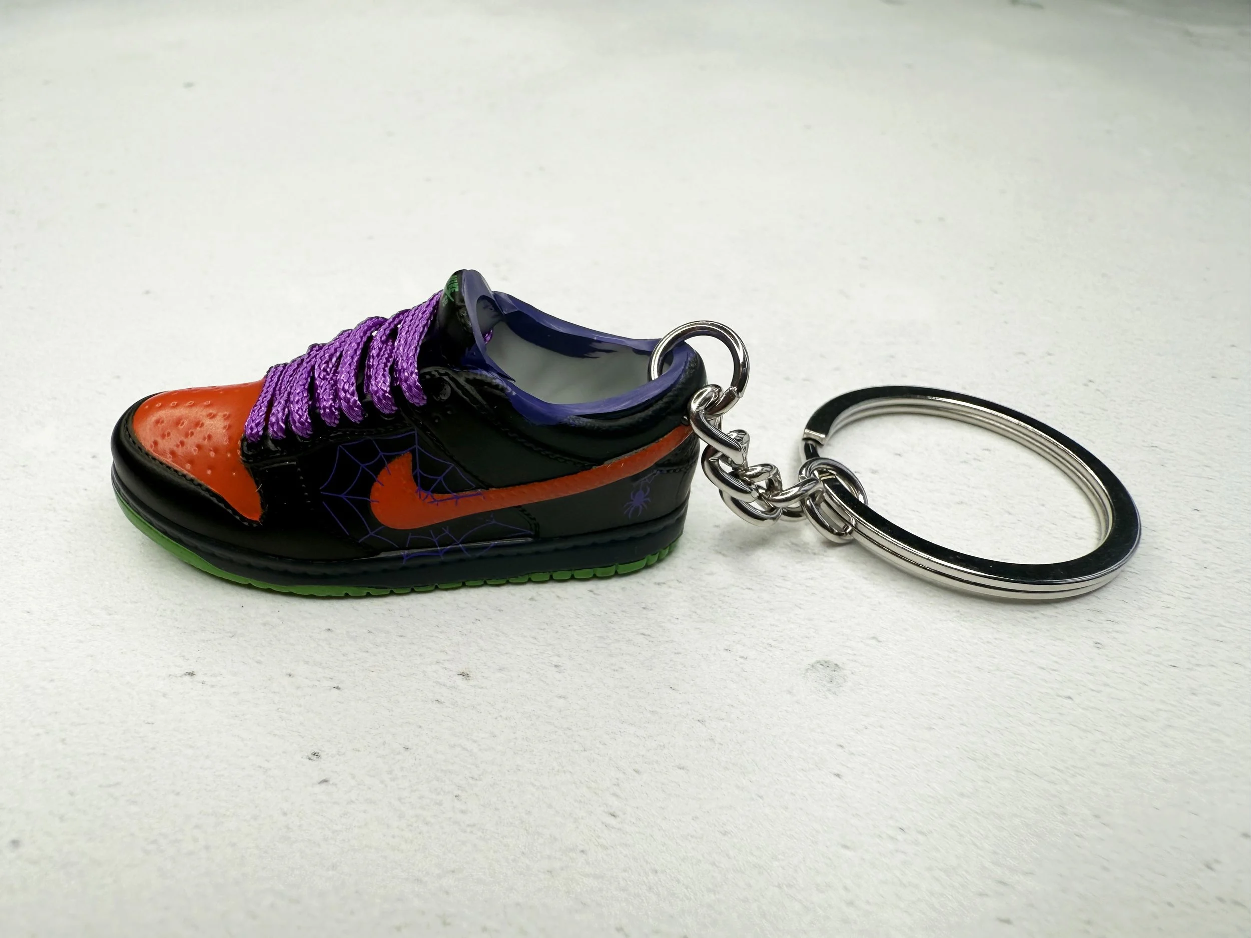 Spider-Shoe-04.jpg