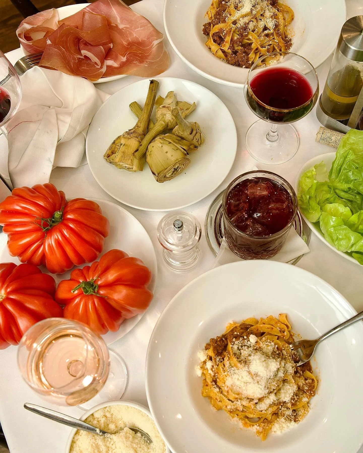 Our lunch set menu is available from Tuesday to Friday 🍝