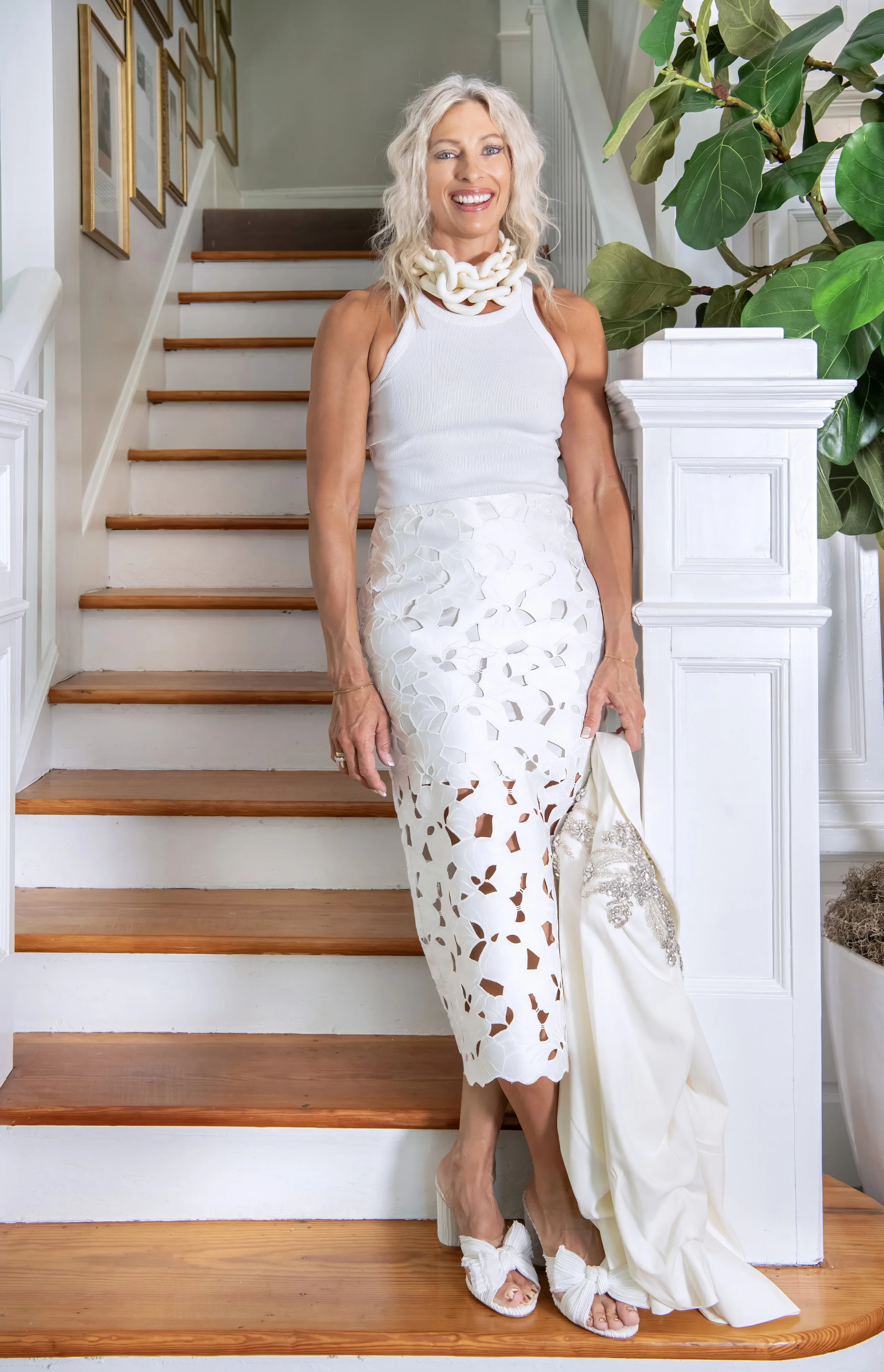 DesignEnvy_Winthrop_Staircase.jpg –Sarah Mickney.jpg