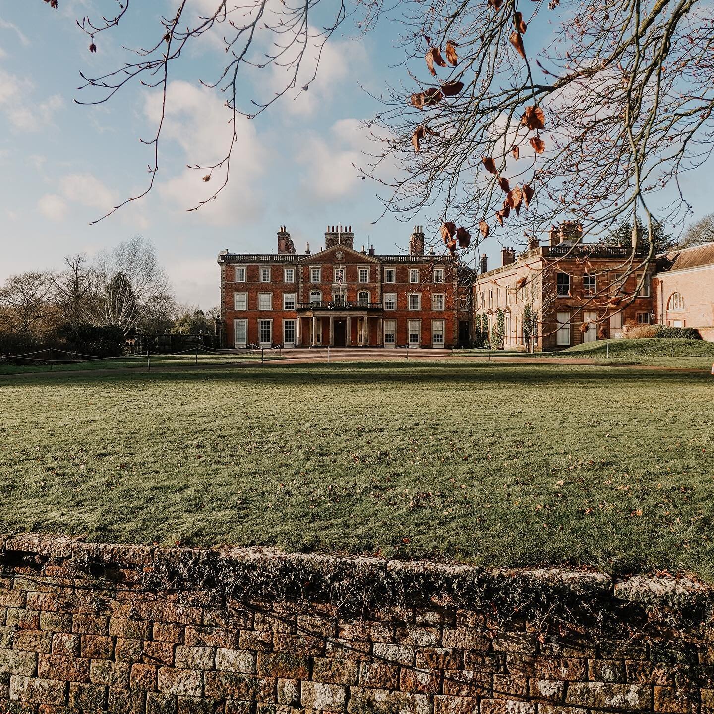 A beautiful day at Weston Park 🍂 I&rsquo;ve had the best Christmas with my family - tomorrow it&rsquo;s back to Edinburgh, and back to work! I&rsquo;m excited about a new year and all that&rsquo;s to come. What about you?  @westonparkofficial