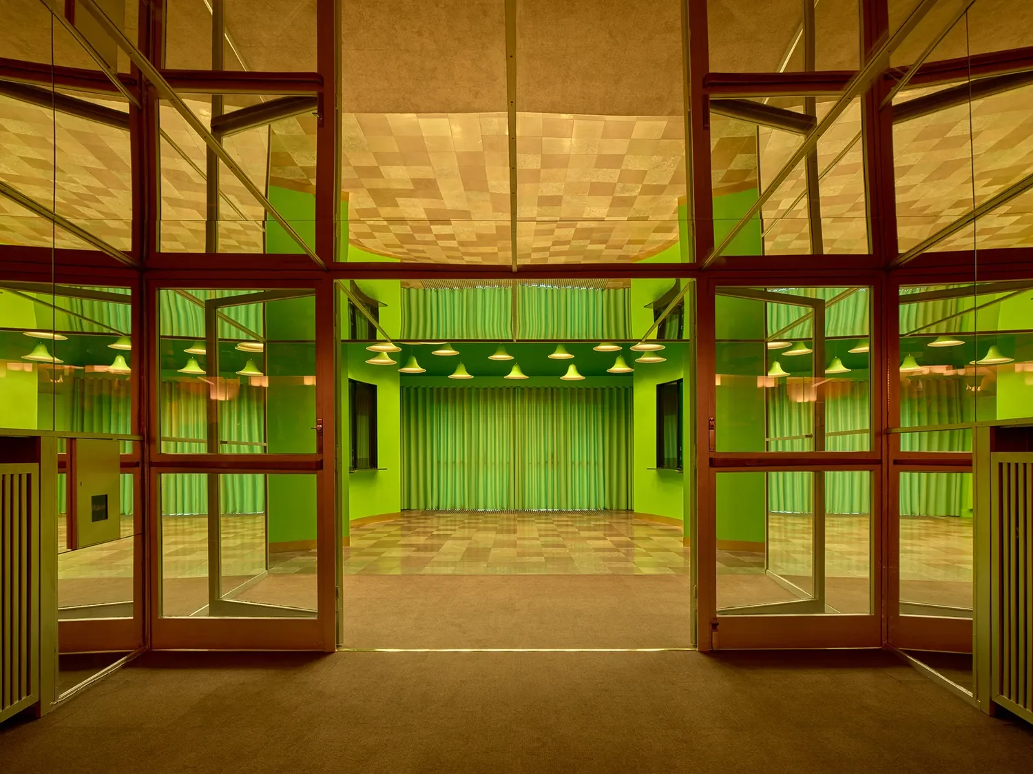 Lightscapes_Verner Panton_Cirkusbygning lys_Grøn fojer.webp