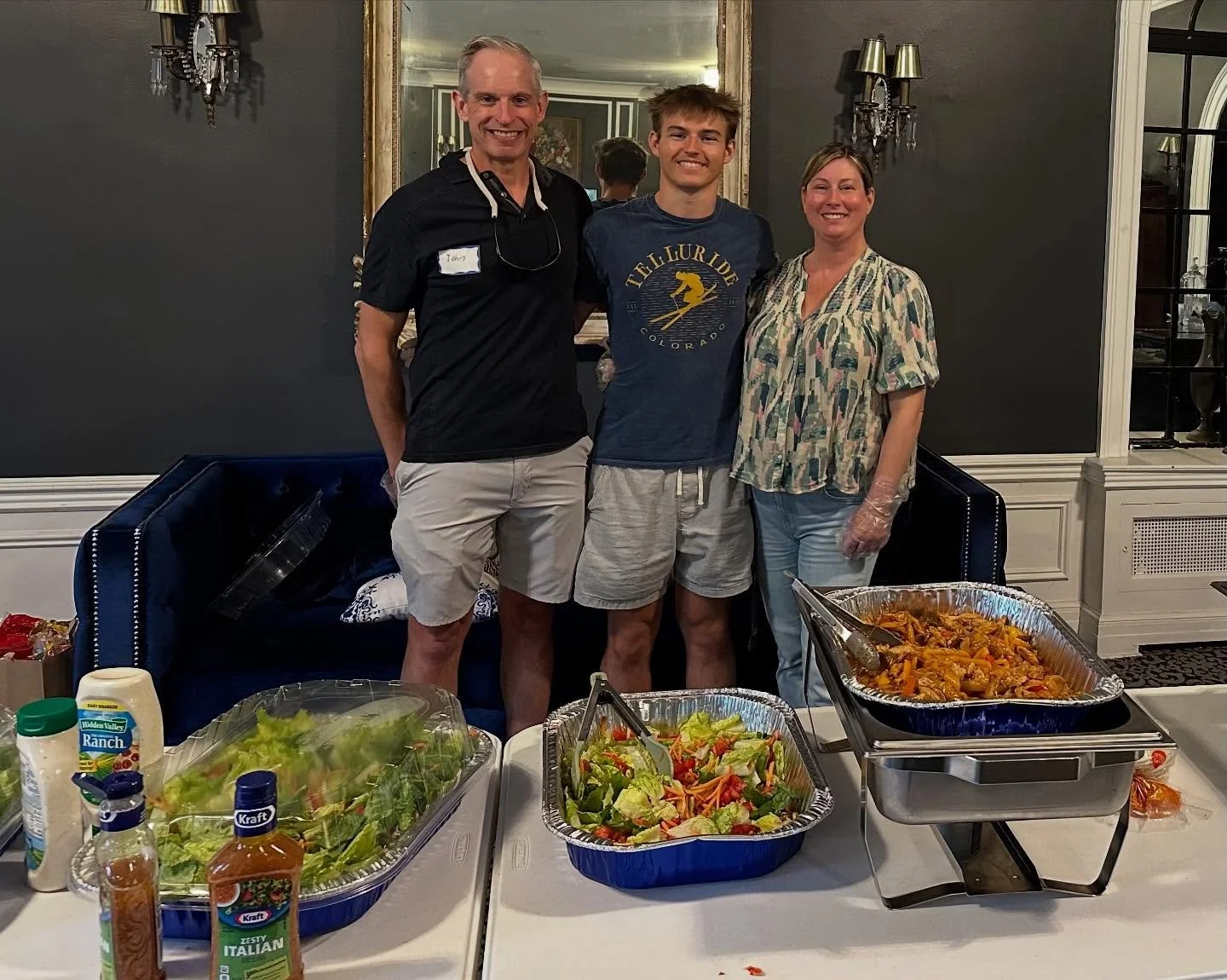 ✨ Soul-nourishing nights alert! ✨ We had the absolute joy of making, serving, and sharing dinners with the 30+ amazing residents of Margarita Inn 🍽 💛 There’s something truly magical about gathering around a table: swapping stories, sharing la