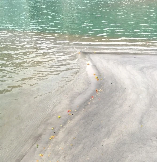Rishikesh_ganges_ganga_india_stellar_folk.jpg
