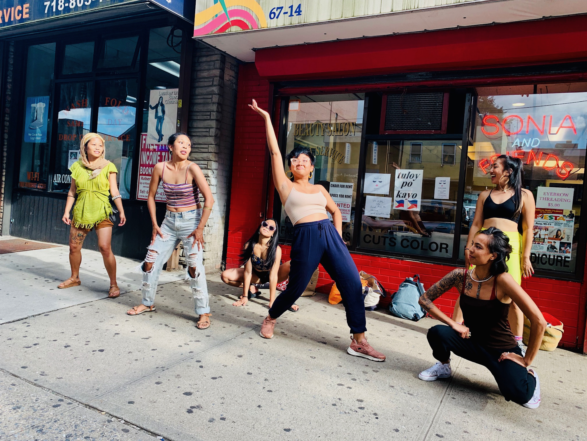 Walang Hiya - 701 of 1195.png