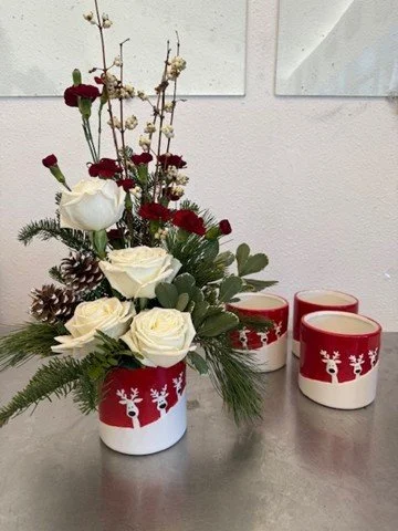 Christmas Arrangement- Saturday, December 20th at 3pm