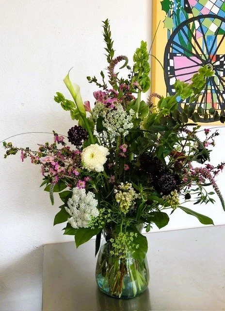 Everyday Vase Arrangement- Saturday, April 25th,  at 11am