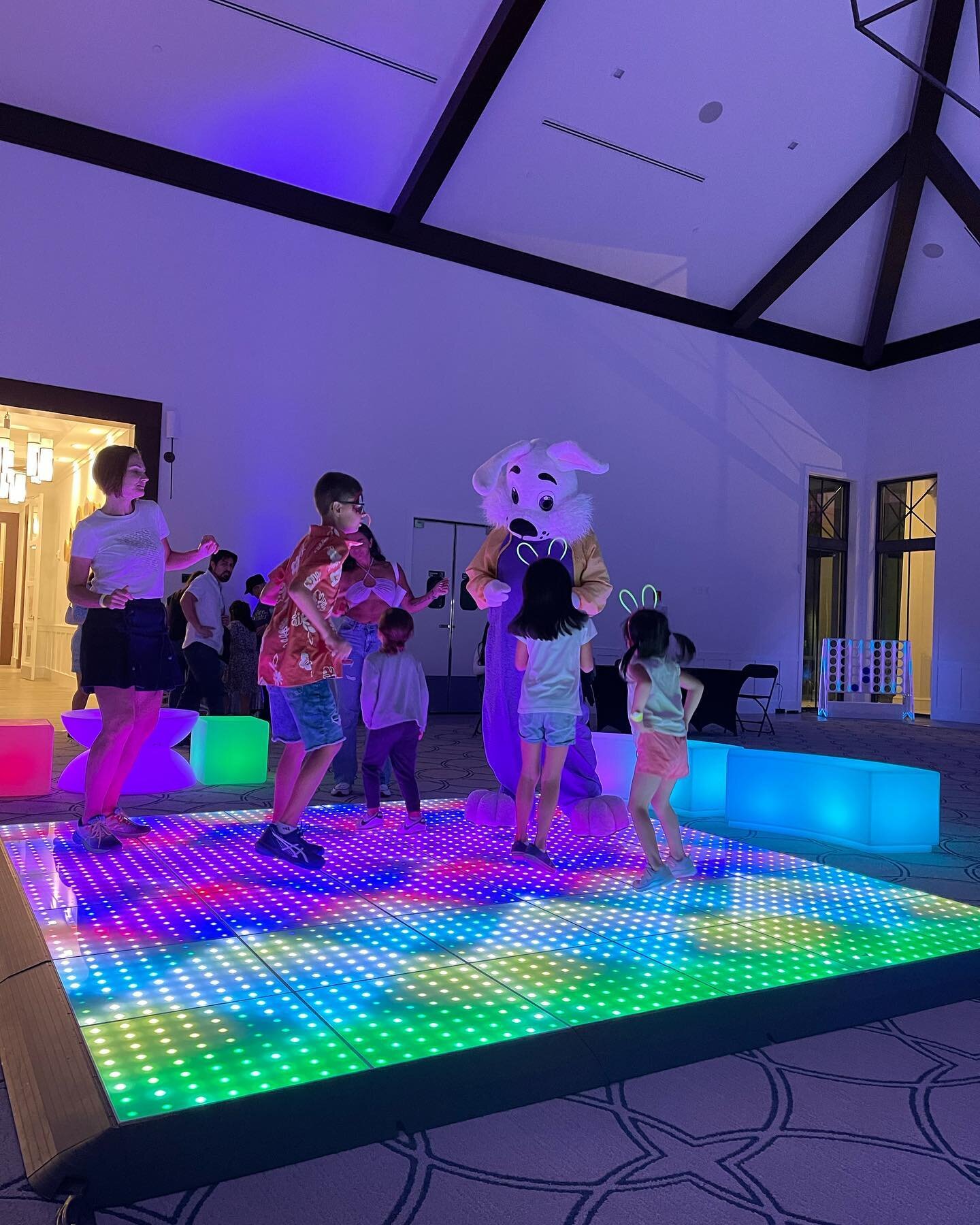 Easter Glowing Extravaganza. We had so much fun customizing the graphics of our LED dancefloor for this Easter event at @avenirpbg  #avenirpbg #goodvibespartyrentals #palmbeachgardens #westpalmbeachevents #leddancefloor