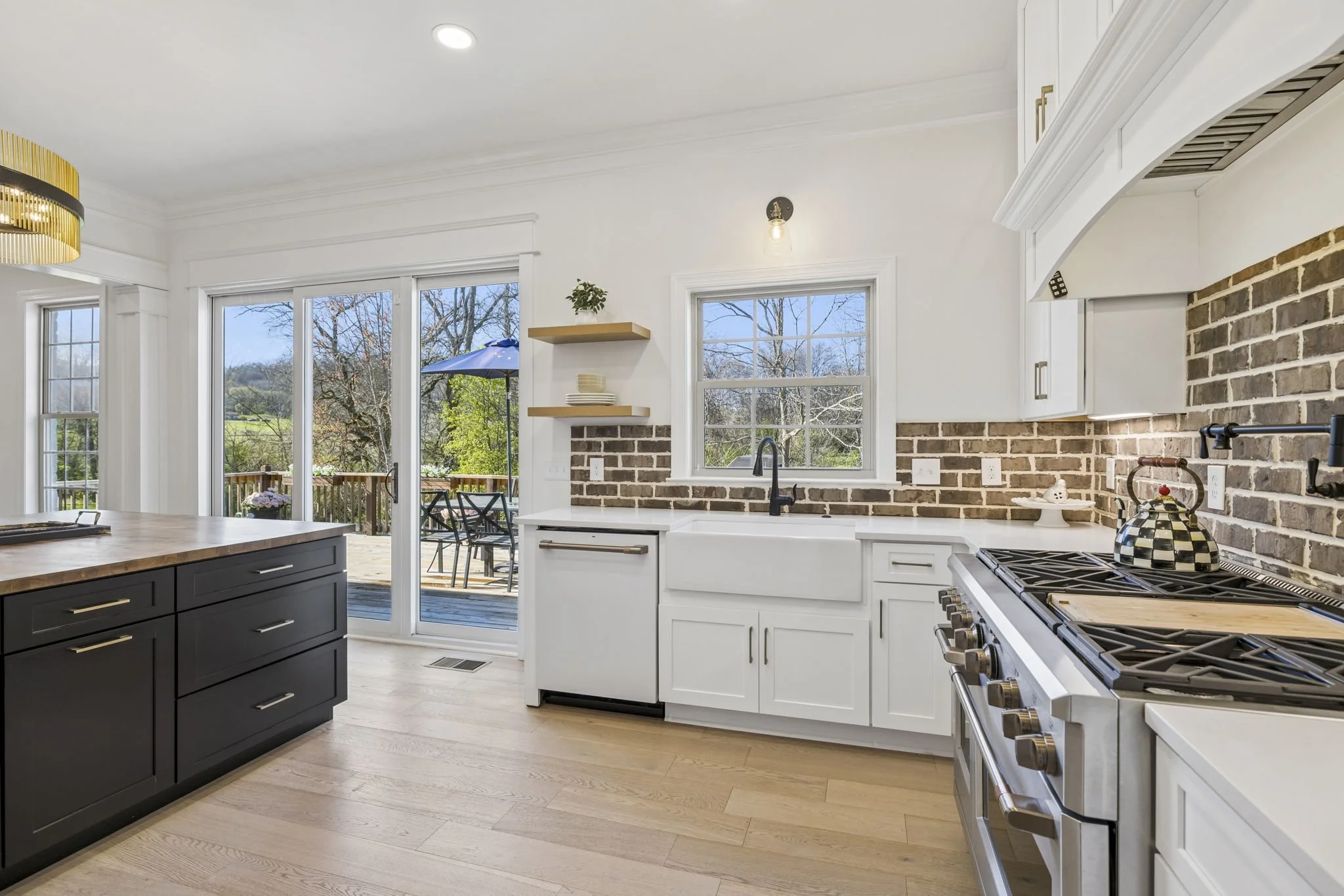 54-119 Stream Valley Blvd - 054.JPG