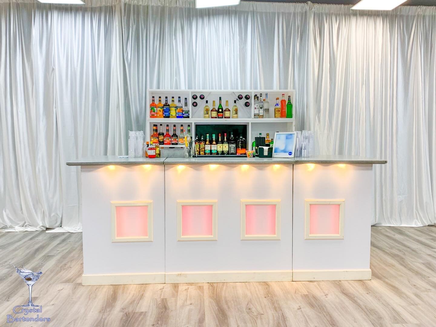 A bar that doesn&rsquo;t disappoint! 
Bring all the style to your event with our variety of bar service packages. 
We know you&rsquo;ve been dreaming of an elegant bar area. 😍
Drop a &ldquo; &rdquo; if you are loving this setup! ❤️
.
.
.
.
.
.
.
.
#