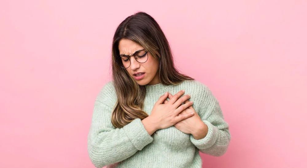 Heart Attack Symptoms Women Miss: 5 Silent Warning Signs