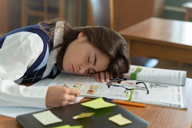 Why Do You Feel Tired Even After Sleeping 8 Hours?