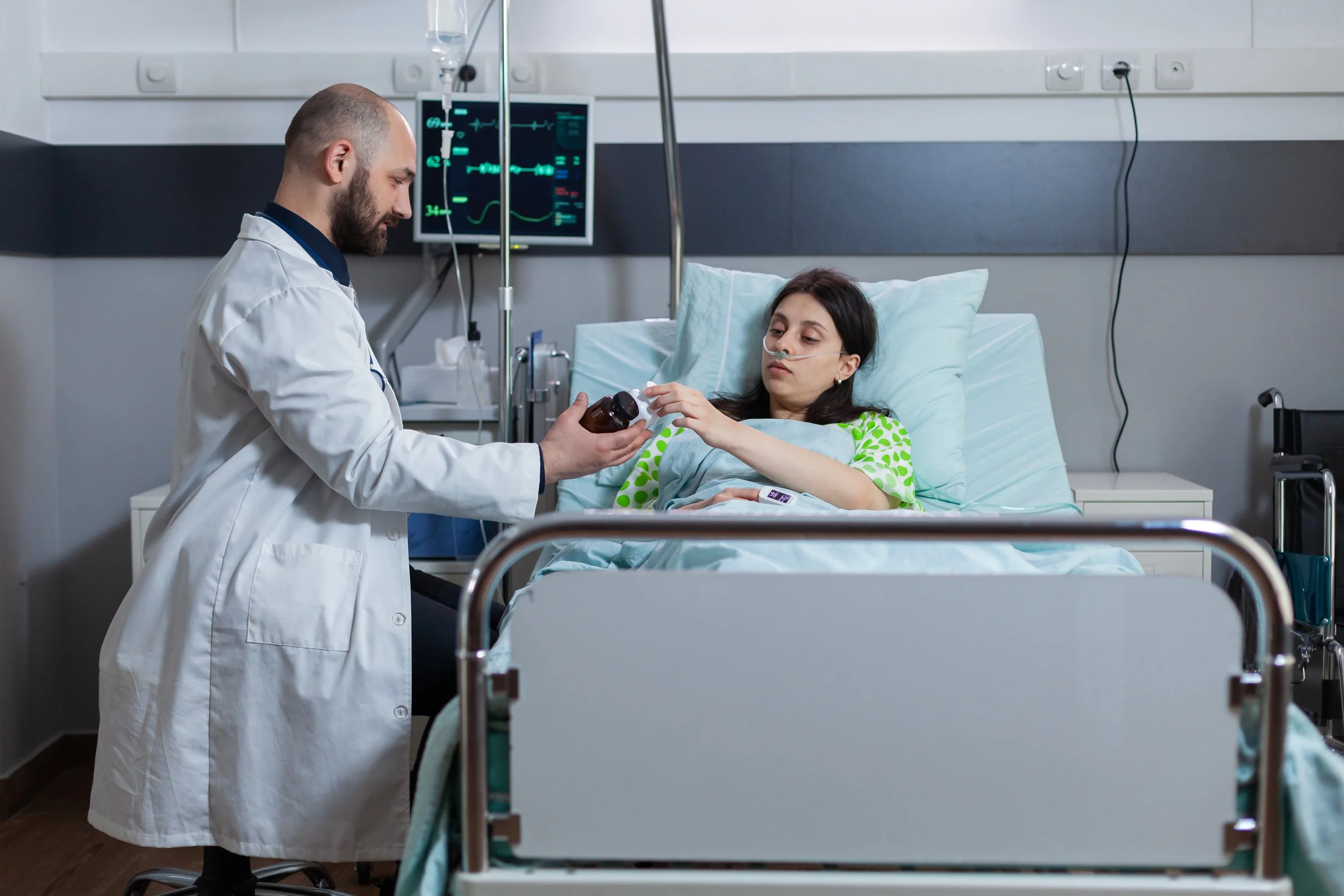 ICU मॉनिटर पर दिखने वाले नंबरों का क्या मतलब होता है? मरीज के परिजनों के लिए गाइड