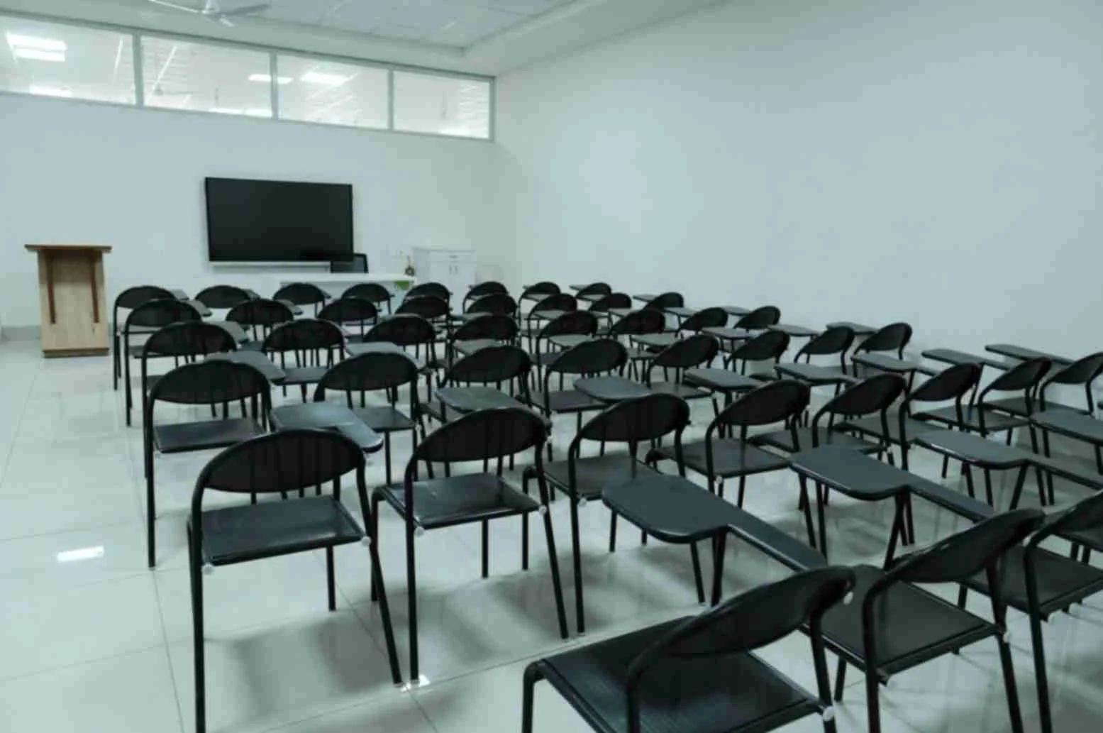 Lecture room.JPG