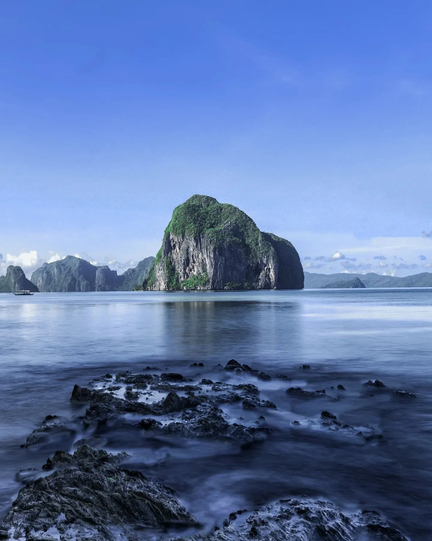 Beautiful nature of #philippines🇵🇭

----------------------------------
Location : Palawan, Philippines
Camera : Panasonic Lumix S5
----------------------------------
#lumix  #landscape #lostocean #philippines #palawan #beach #elnido #amazingearth #
