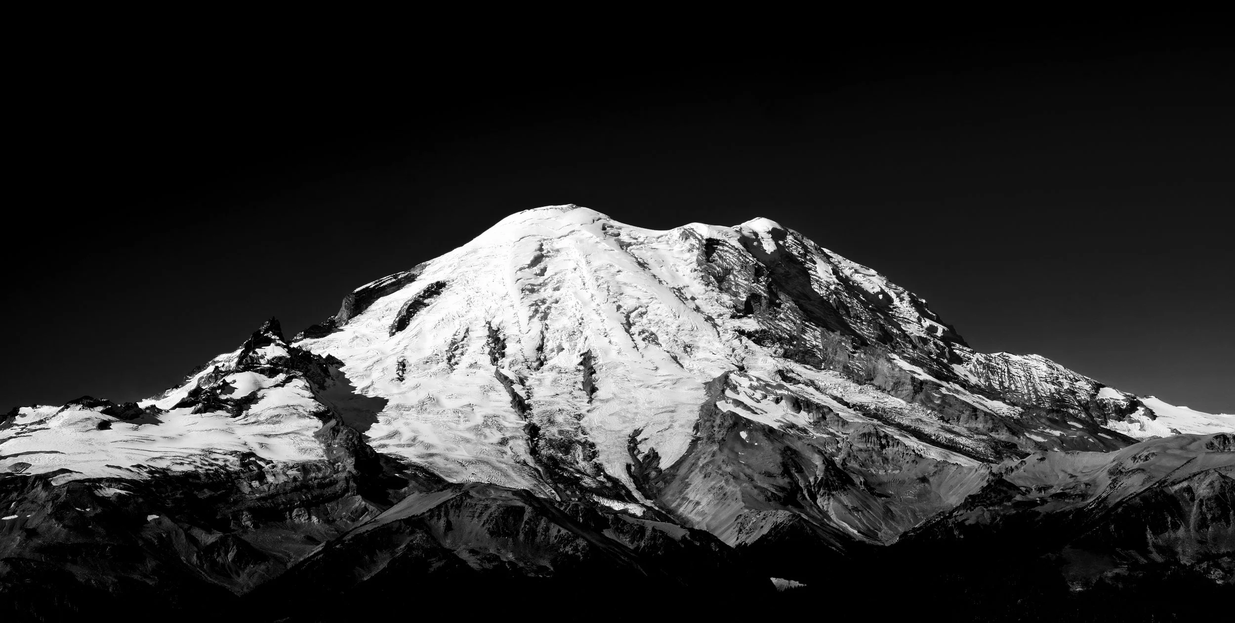 Mt Rainier BW.jpg