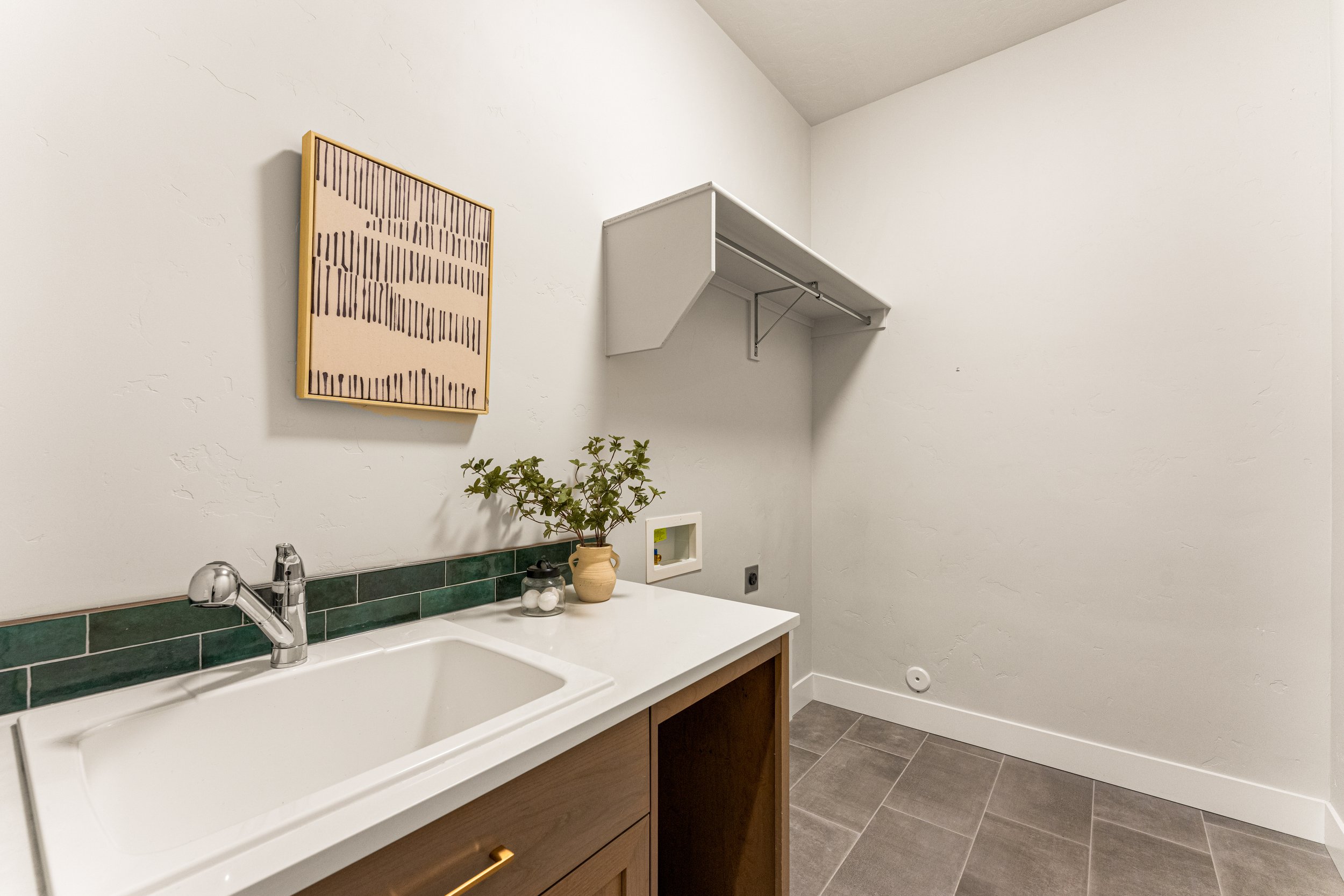 3117 E Brace Ct-37.jpg