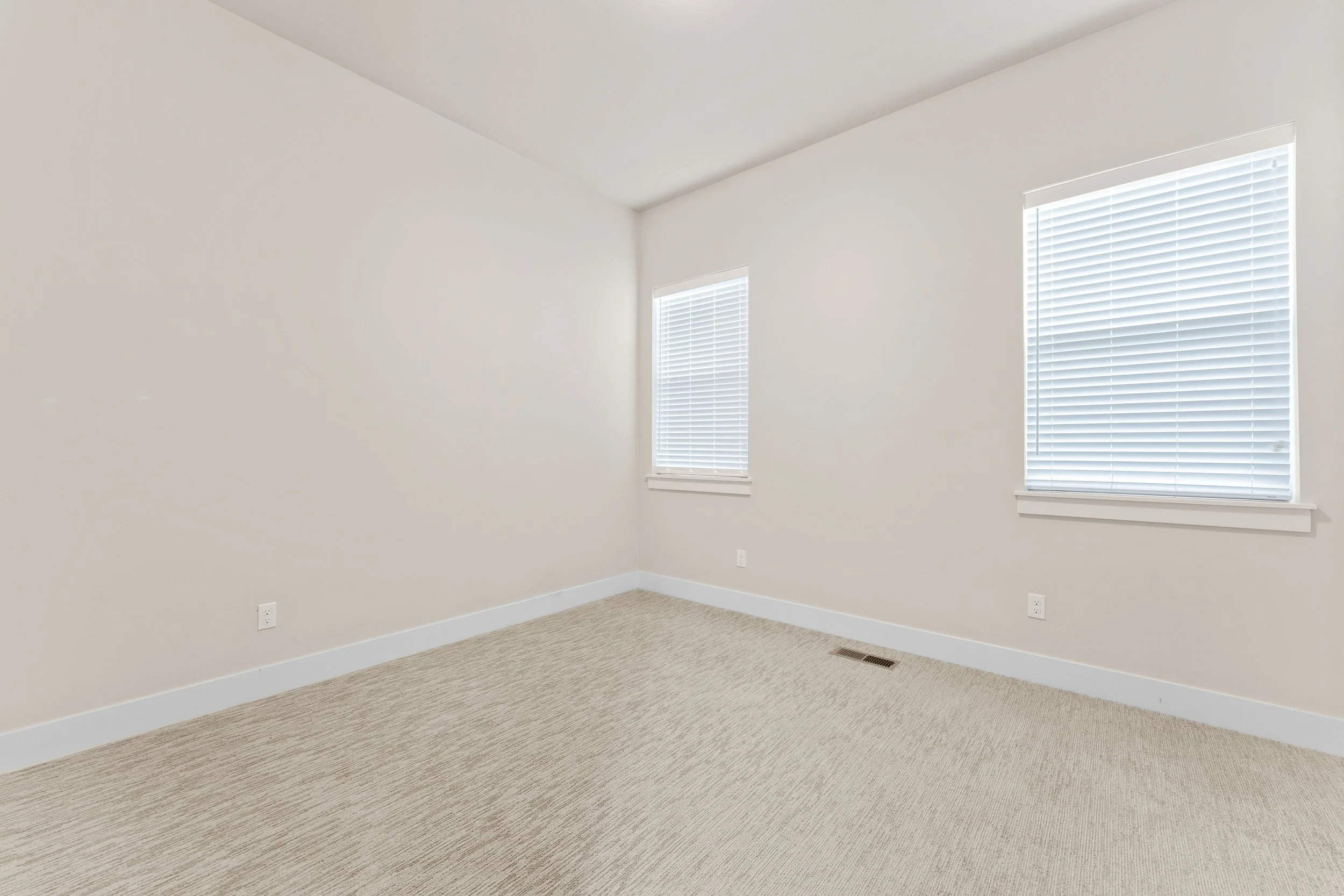 3117 E Brace Ct-44.jpg