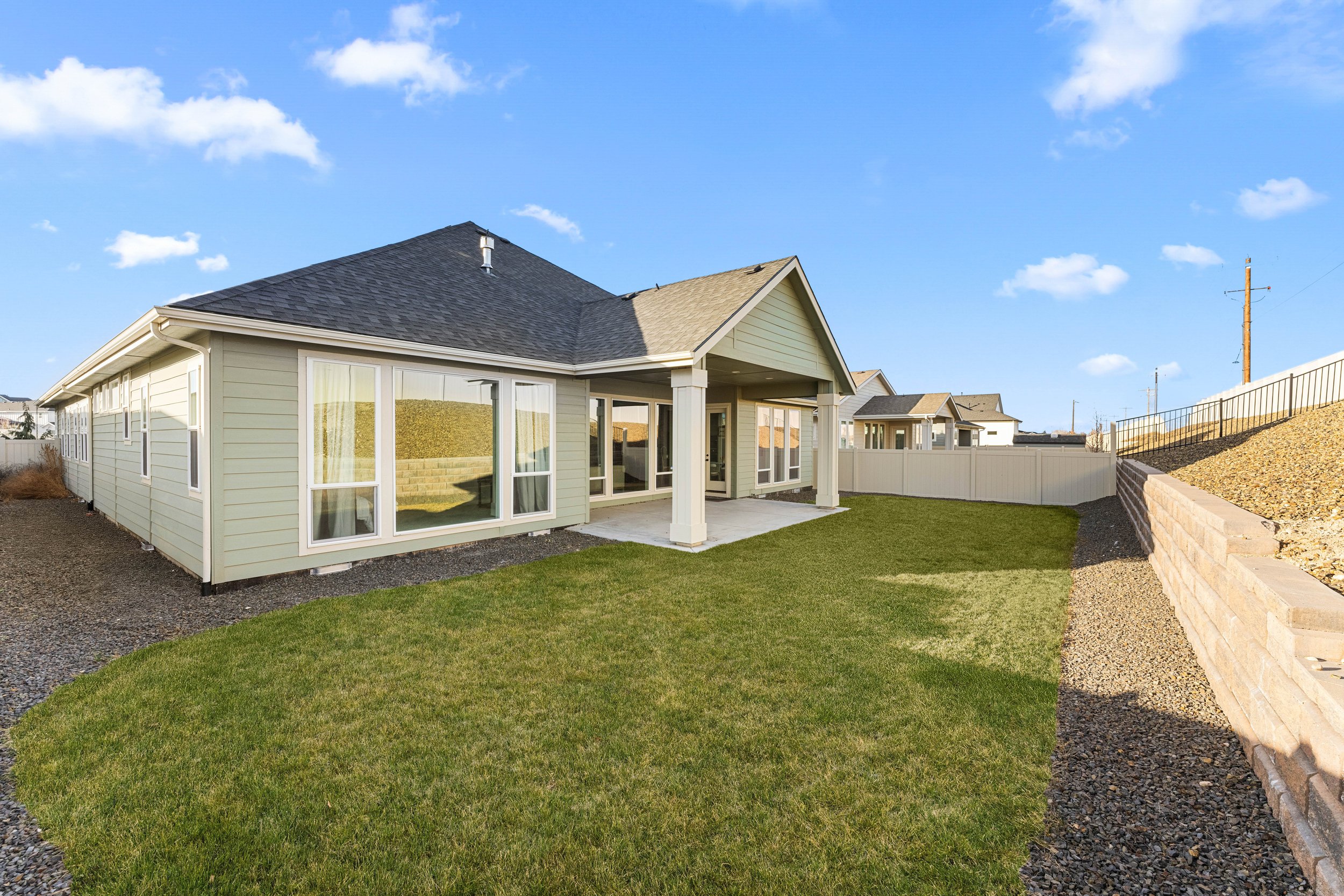 3117 E Brace Ct-5.jpg