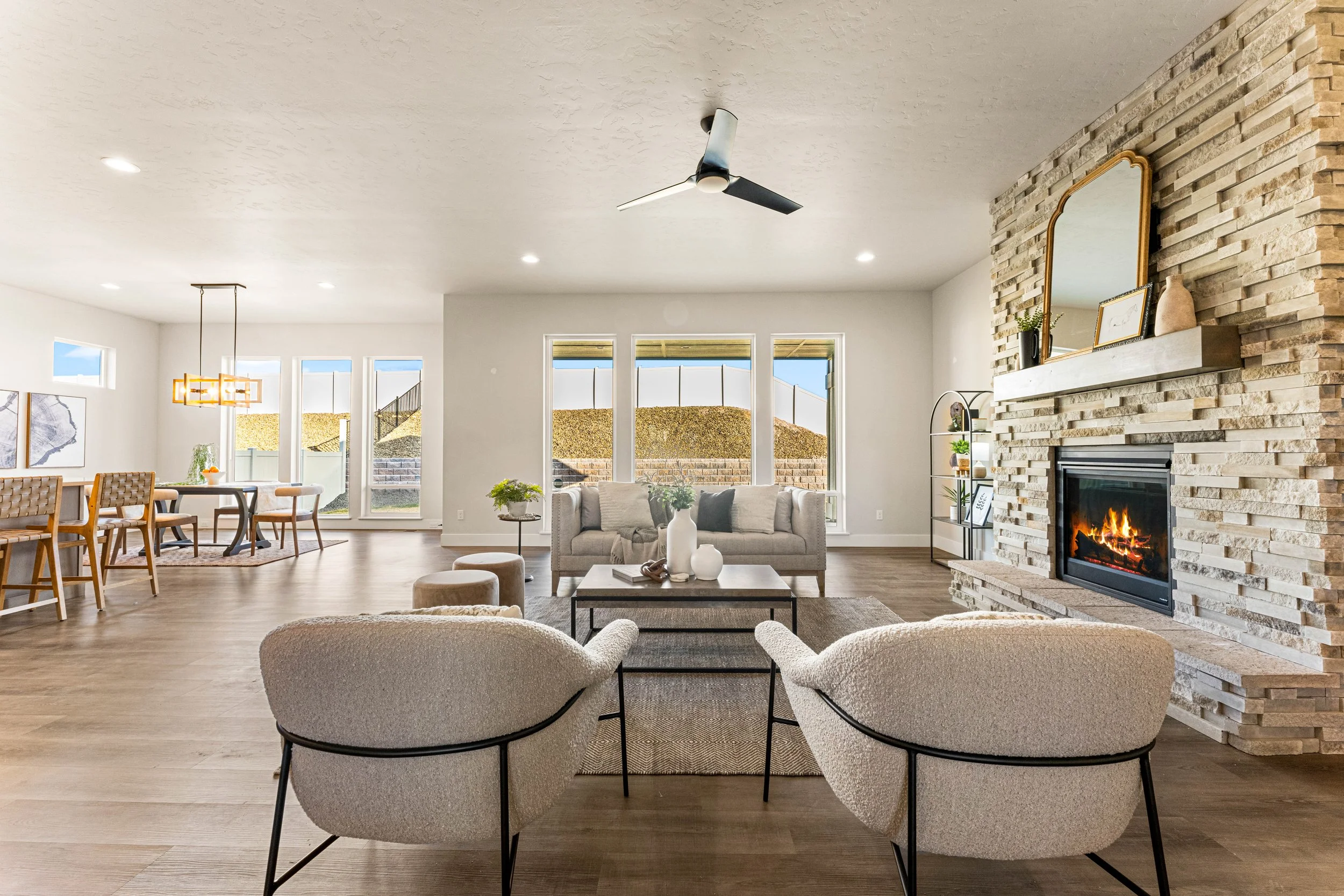 3117 E Brace Ct-14.jpg