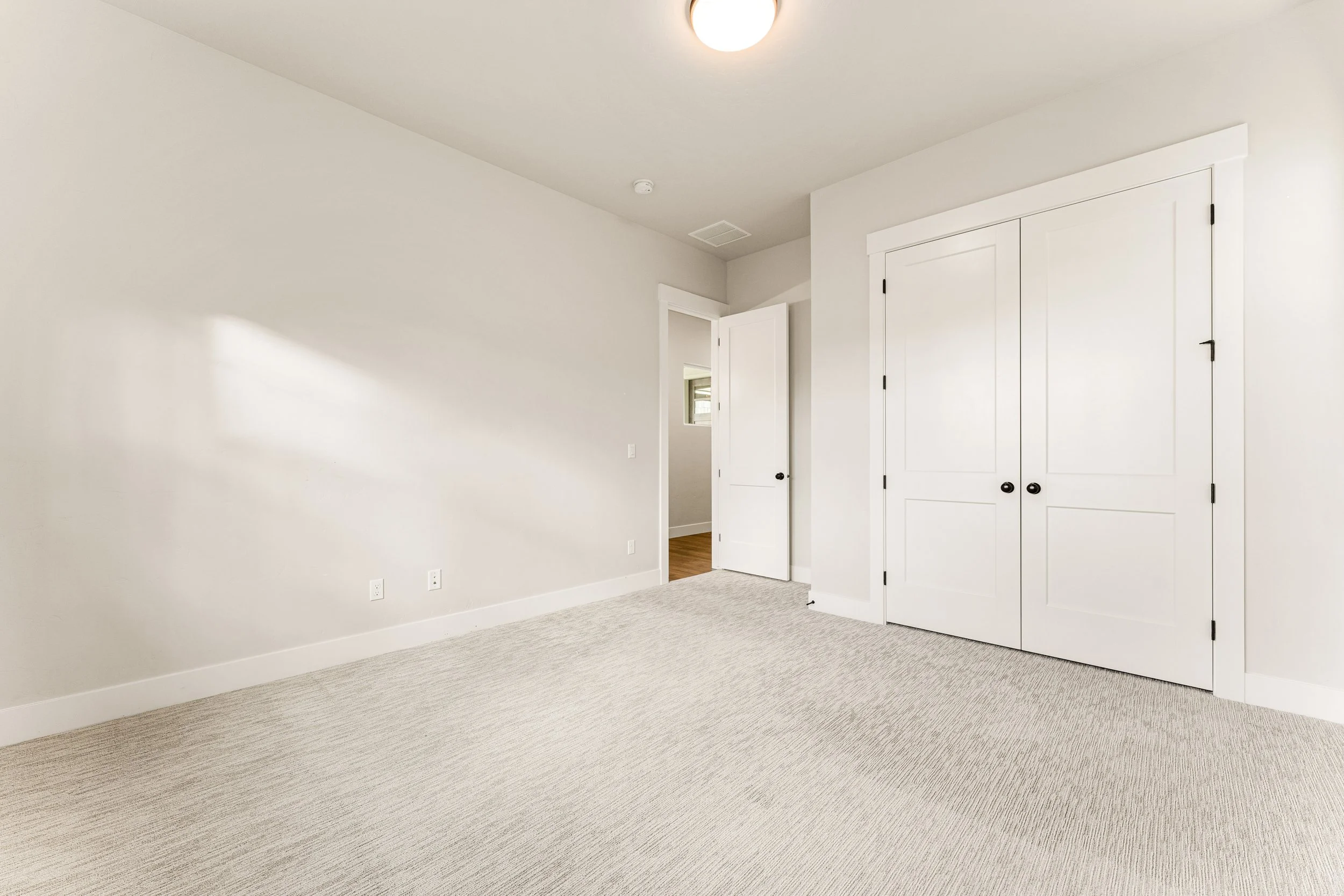 3117 E Brace Ct-41.jpg