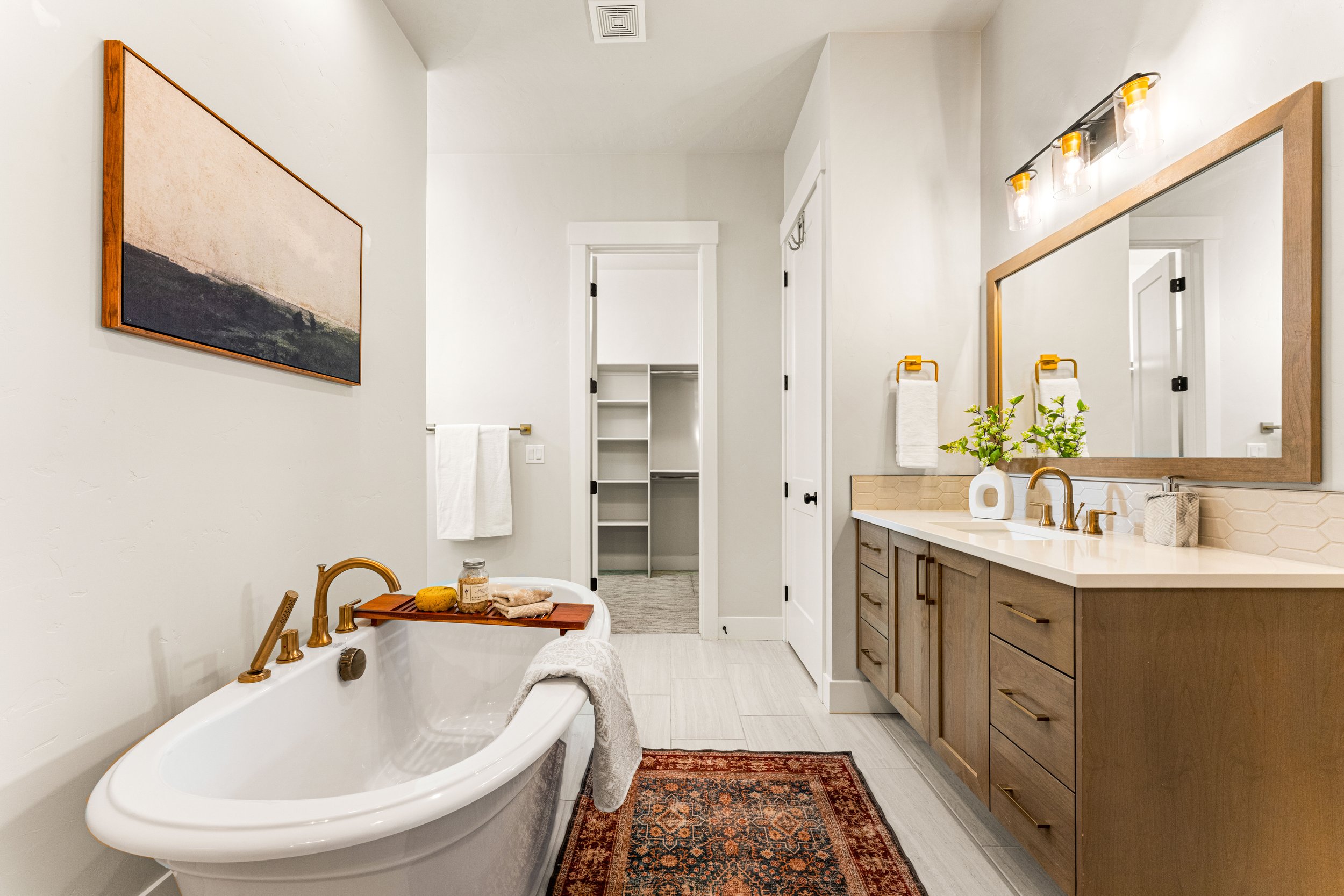 3117 E Brace Ct-28.jpg