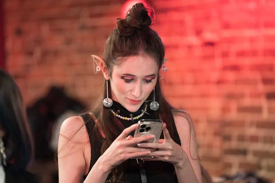 2022.11.15 SKIRTS CANDIDS   036.jpg