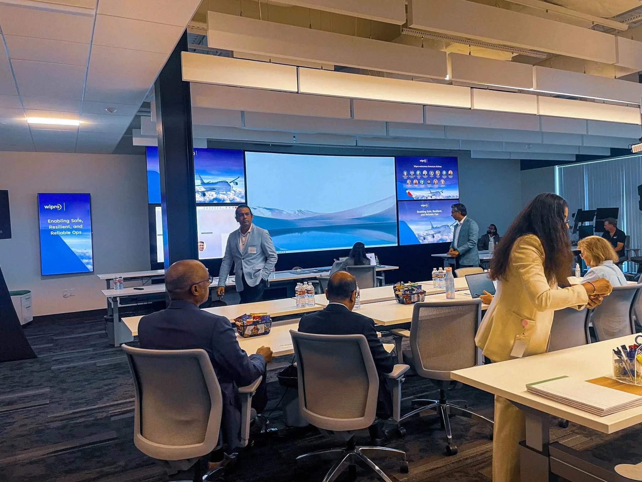 Aviation Command Center Aviation Vision Realized: The Making of a Modern Command Center — Wipro ...