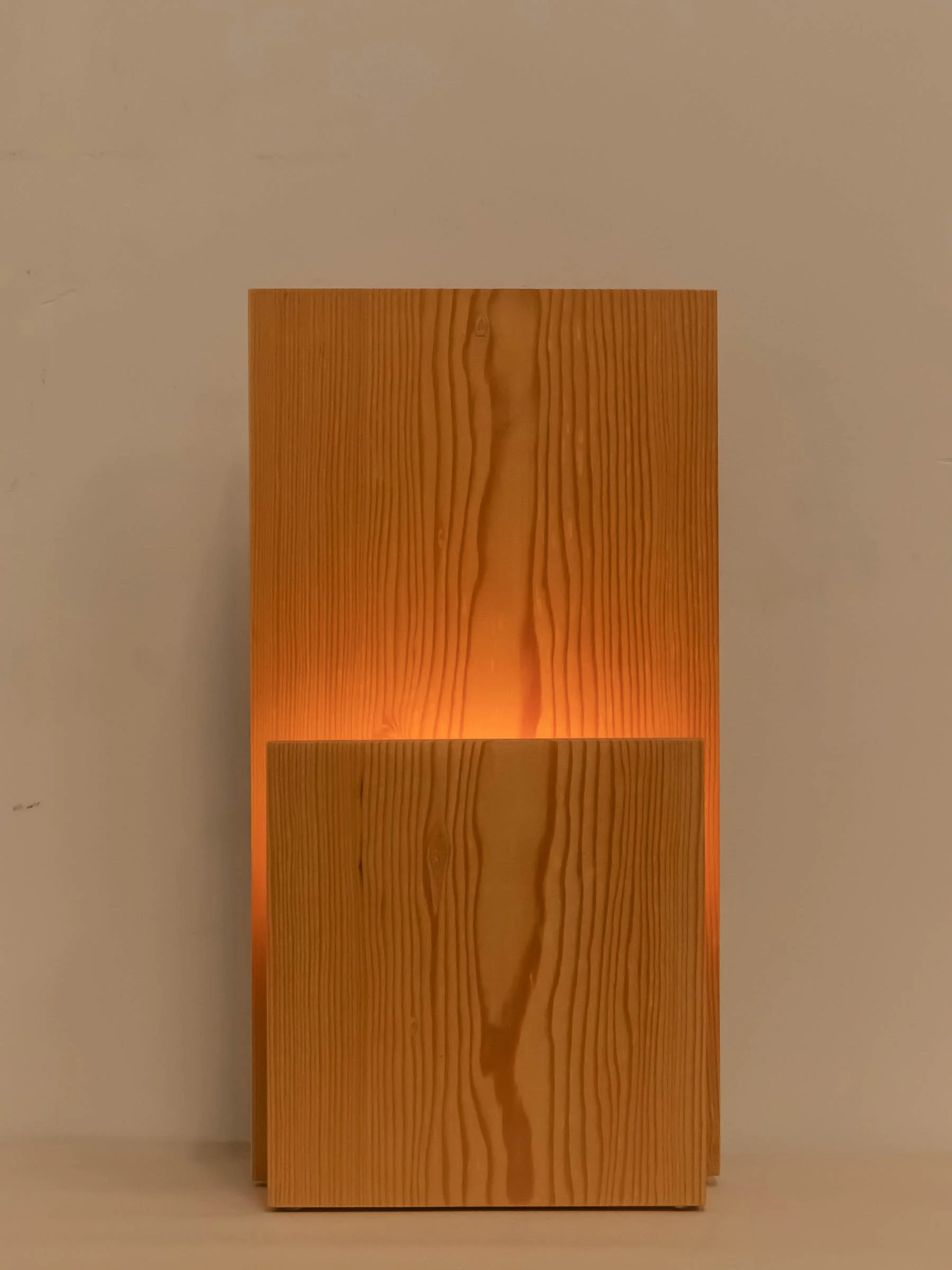 _Hisa Ota Light Blocks Glow 1 1010778.jpg