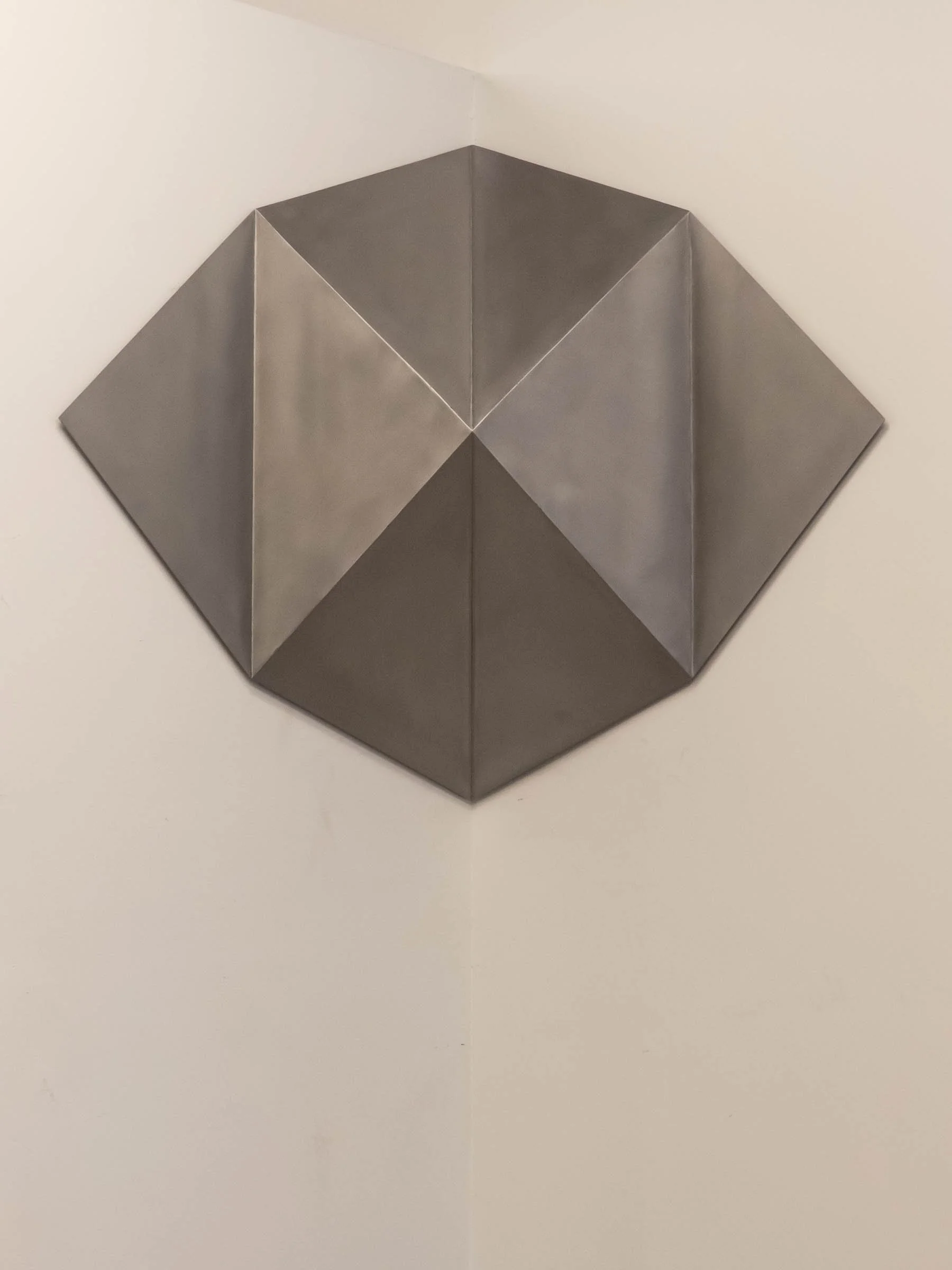 _Hisa Ota Origami Medallion 1 1000829.jpg