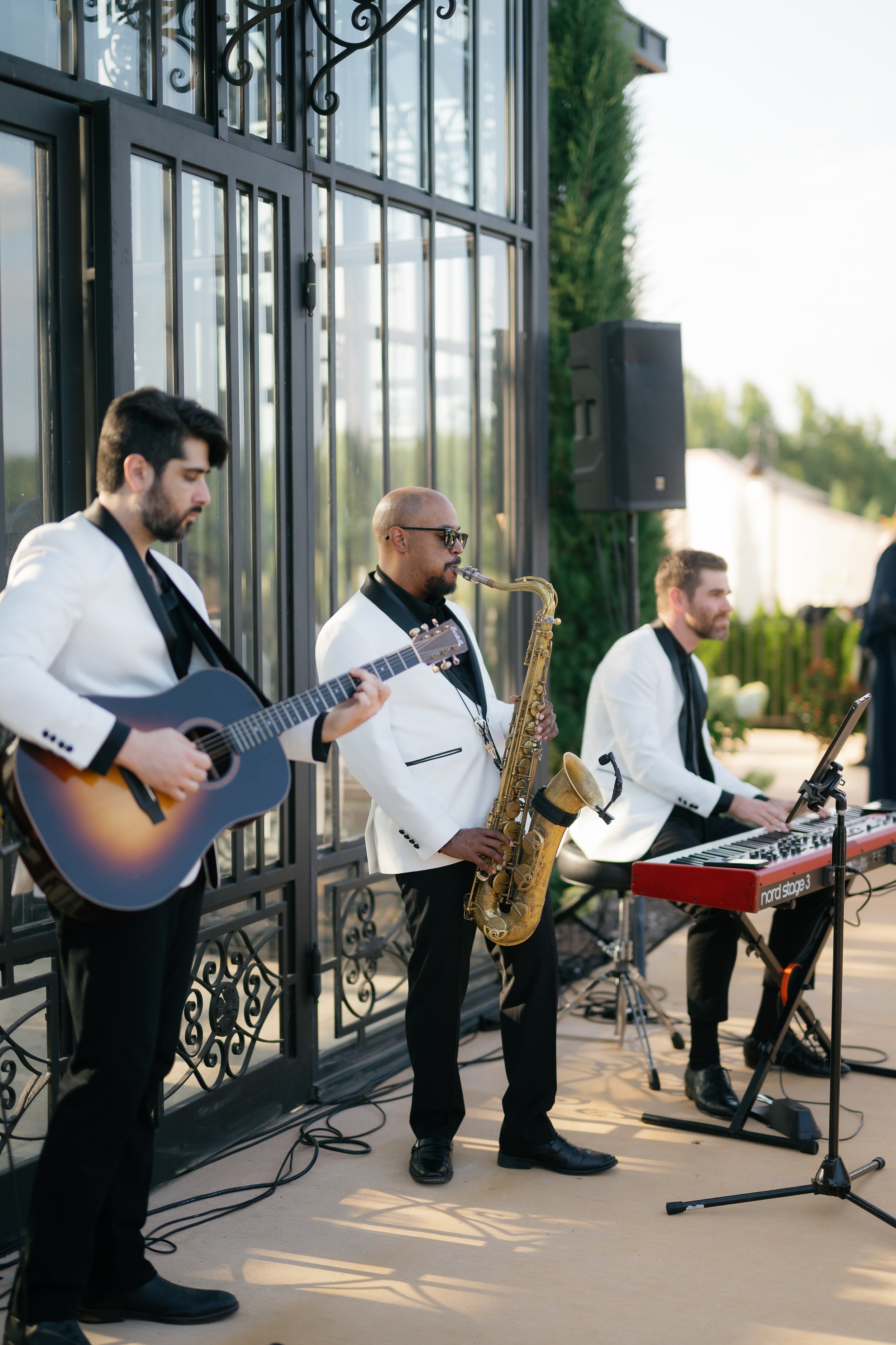 The Correct Order to Book Your Wedding Vendors