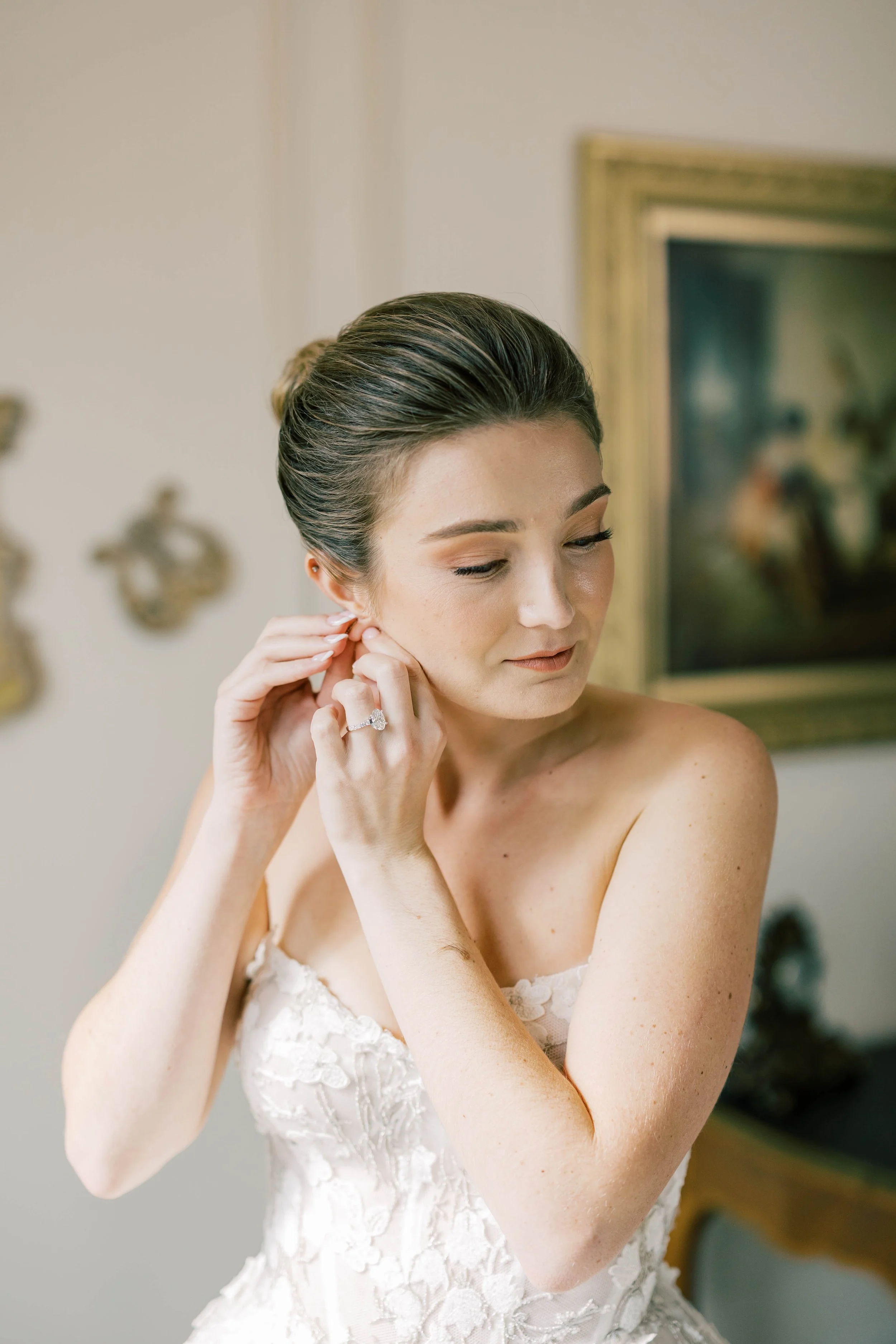 Questions to Ask Before You Hire Your Wedding Hair &amp; Makeup Team