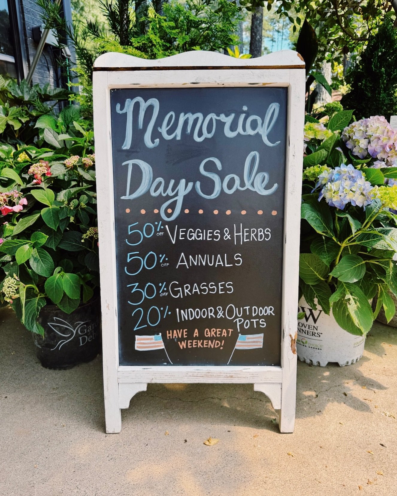 Hey Raleigh 👋 
Norwood is having a Memorial Day Sale this Friday and Saturday! May 24th-25th🇺🇸 

- 20% off all Indoor/Outdoor pots *excluding fountains*
- 30% off all Grasses
- 50% off all Veggies/Herbs/Annuals

#norwoodroadgardens #memotialdaysal