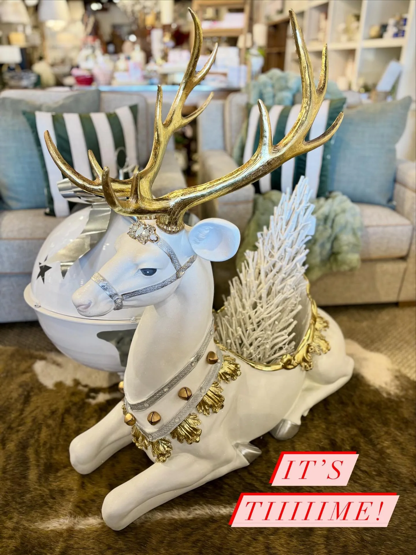 2 days until our Holiday Preview Party! See you there! 🎄 
Link in bio