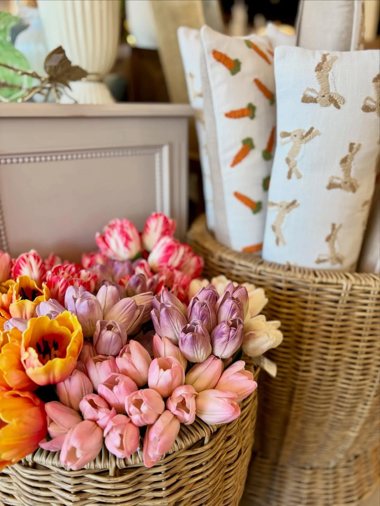 Don&rsquo;t let the last cold spells of winter give you the blues. Spring is near 💐