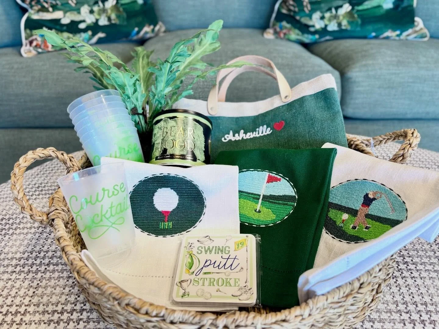 Happy Masters! We love a good theme 💚