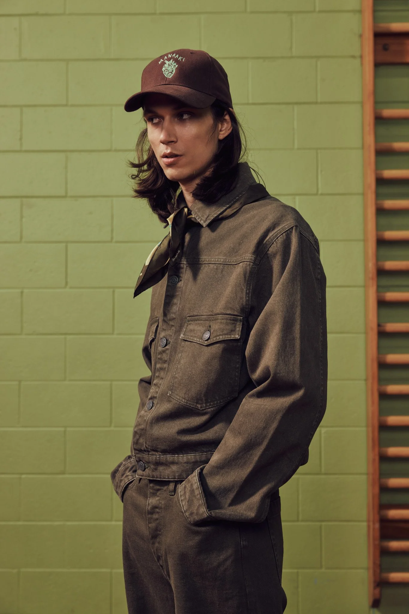 Green-forest-denim-suit-set-jacket-trucker-garment-dye-cropped-jeans-baggy-wide-leg-vintage-cap-logo-mens-the-landing-lookbook-ss26-2.jpg