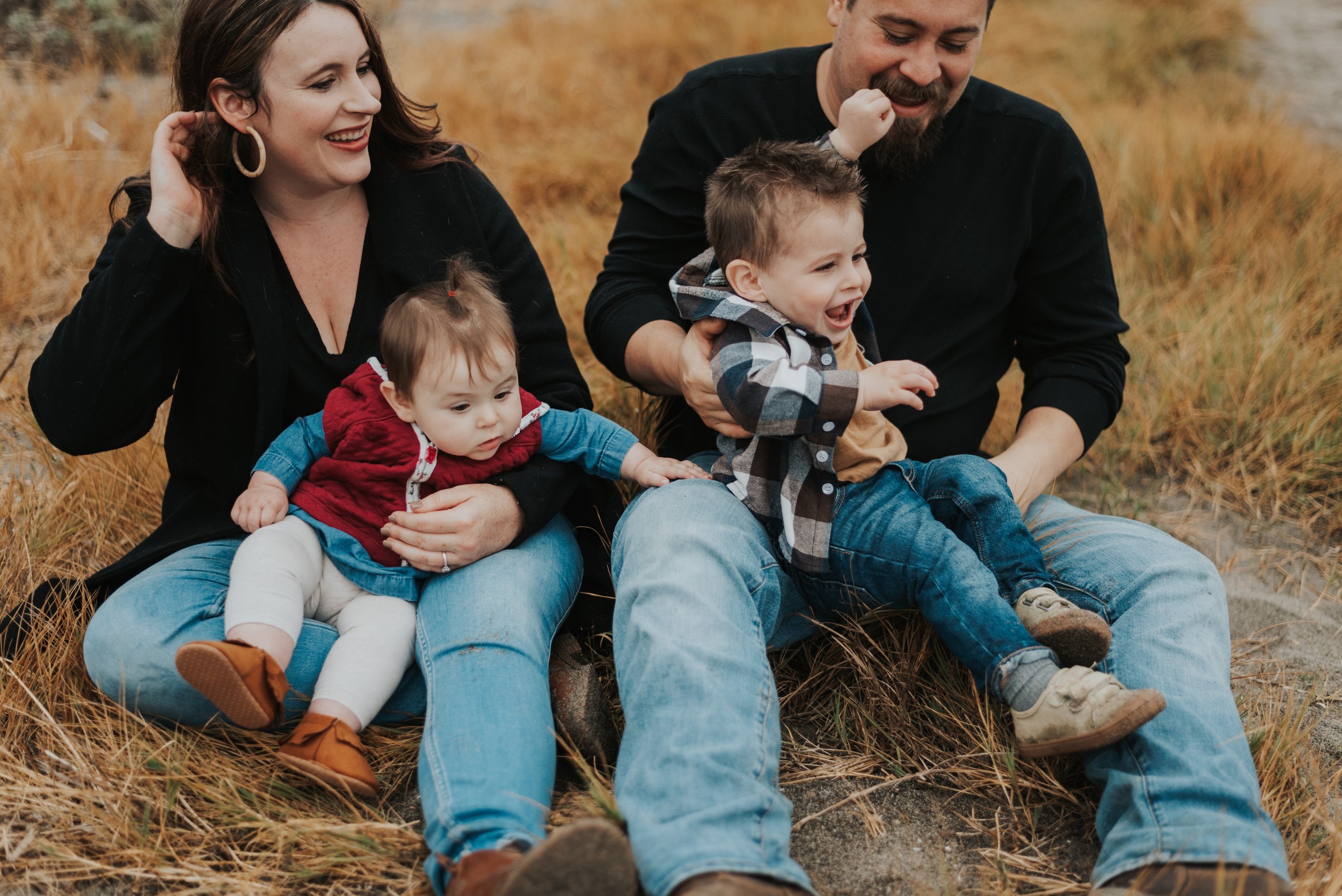 Strachila Family Photos-17.jpg