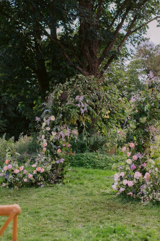 garden style wedding installation.jpg