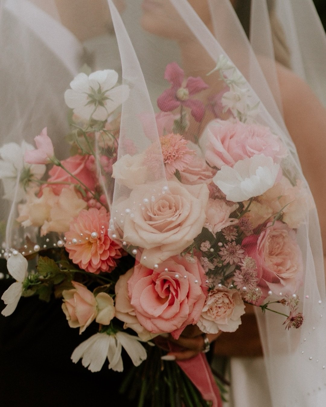 Elegant styled shoot at Swanley Meadows. We chose soft and bright pink florals with a hint of coral and fresh line greens. The colours were inspired by the gorgeous hues of a limelight hydrangea in late summer - warm, rich and deliciously mellow. Per