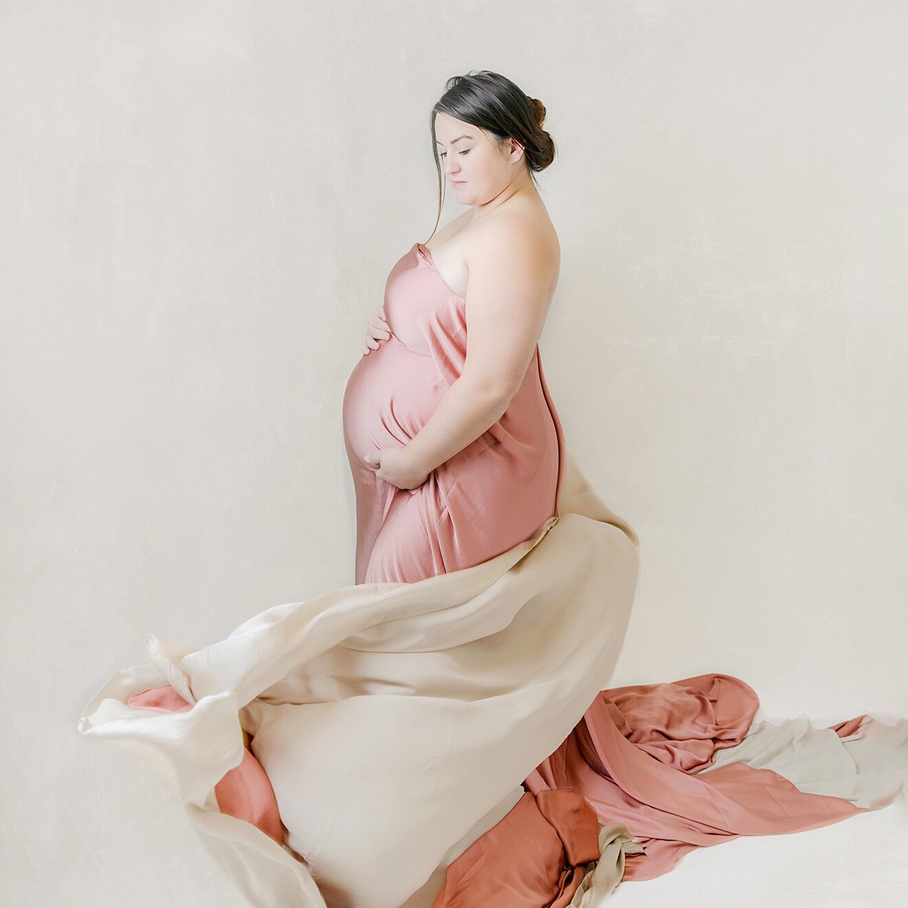 Documenting your pregnancy with beautiful portraits is a perfect way to elegantly remember this unique and special time in your life.⁠
.⁠
.⁠
.⁠
.⁠
.⁠
.⁠
.⁠
.⁠
.⁠
.⁠
#maternity #pregnancyphotos #maternitysession #pregnancy #pregnant #ncphotographer #n