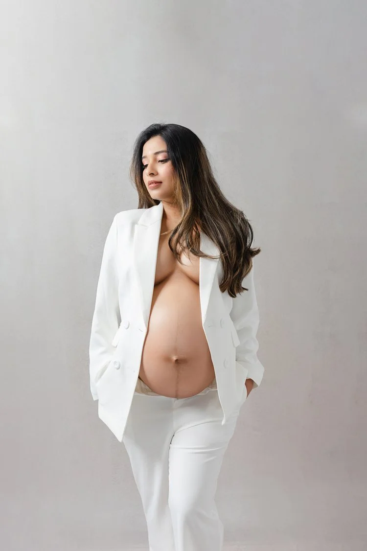 elegant-studio-maternity-session-durham-nc-mika-james-photography